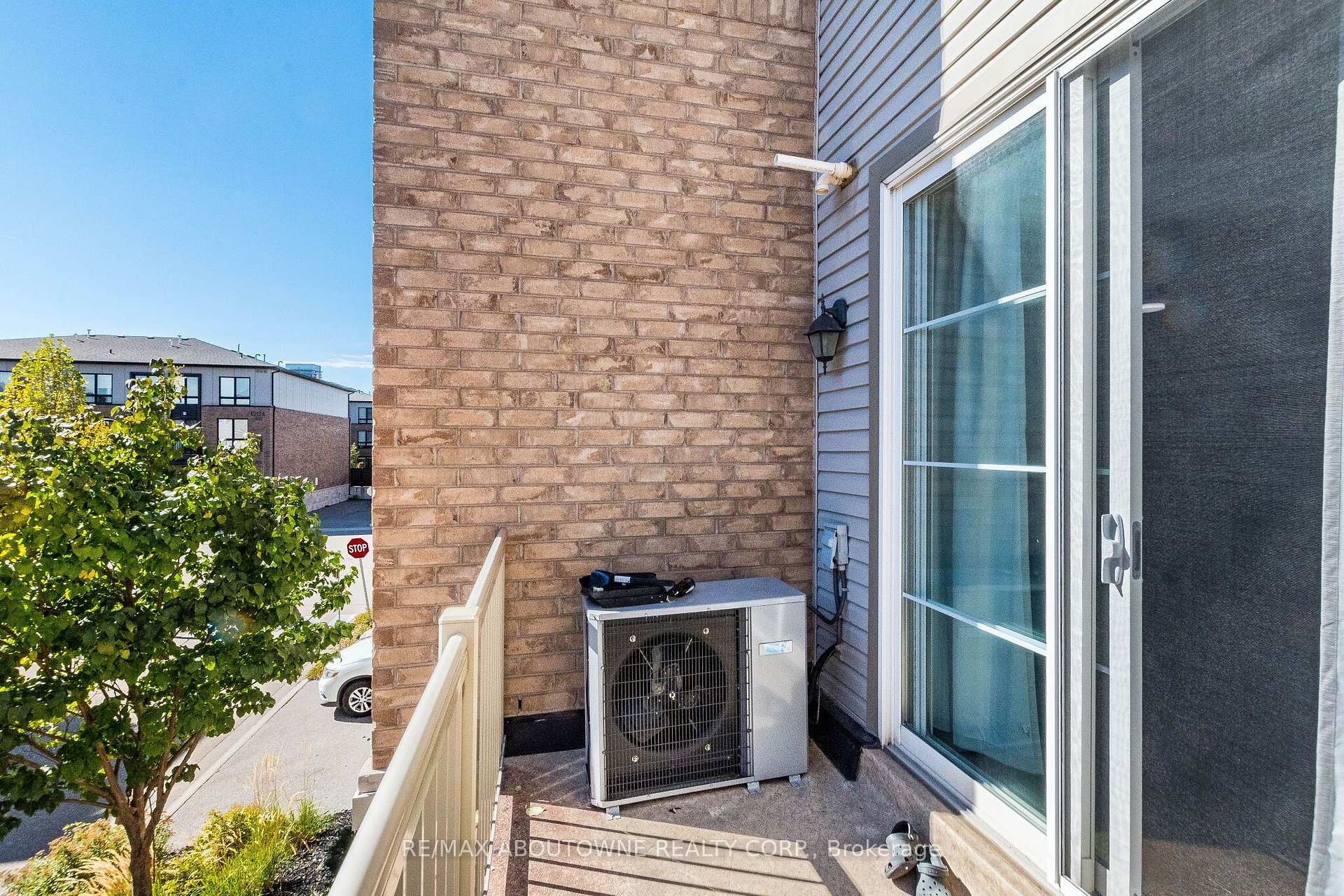 Photo 30 of Unit 36, 165 Hampshire Way, Milton, Dempsey — HOMEH
