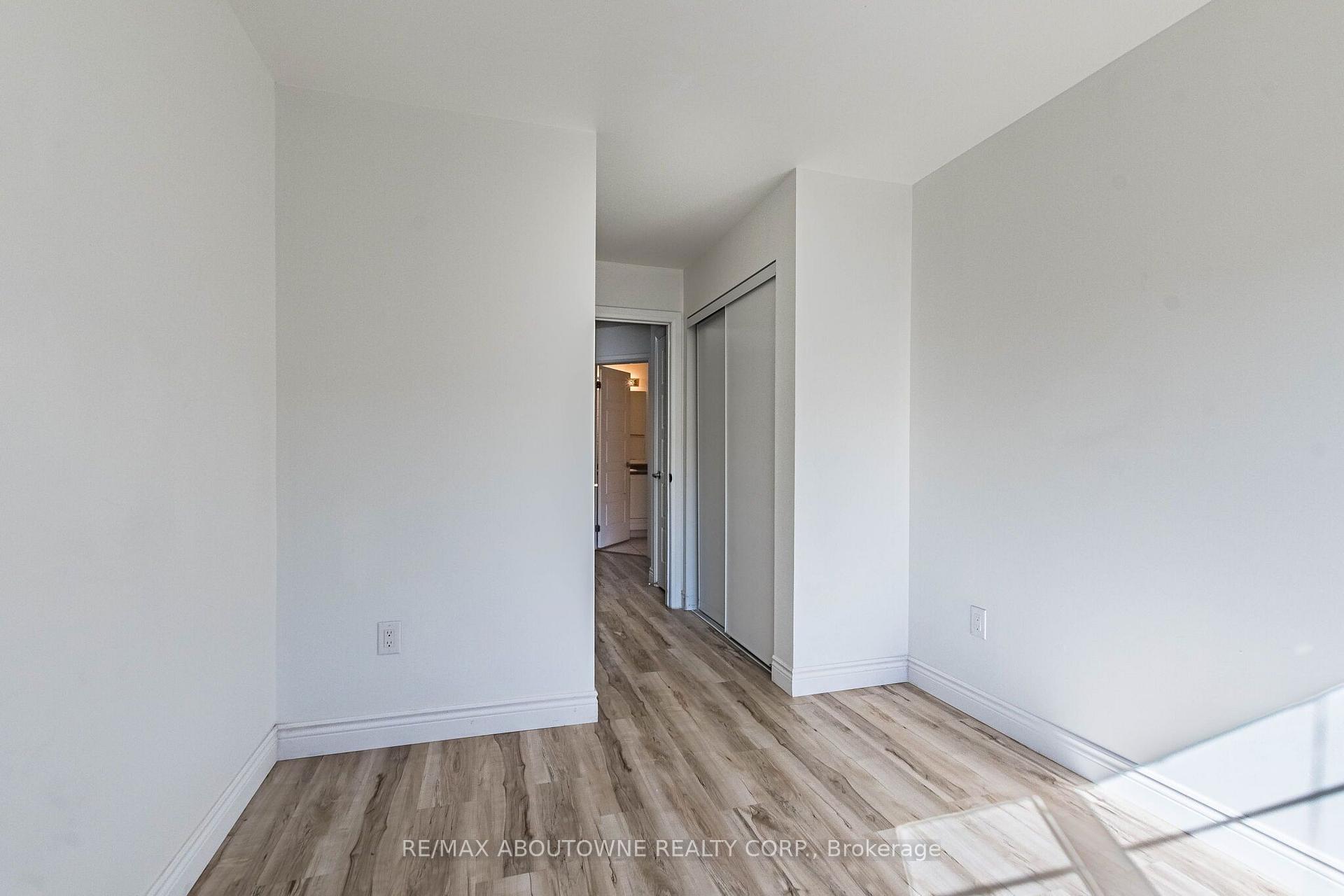Photo 43 of Unit 36, 165 Hampshire Way, Milton, Dempsey — HOMEH