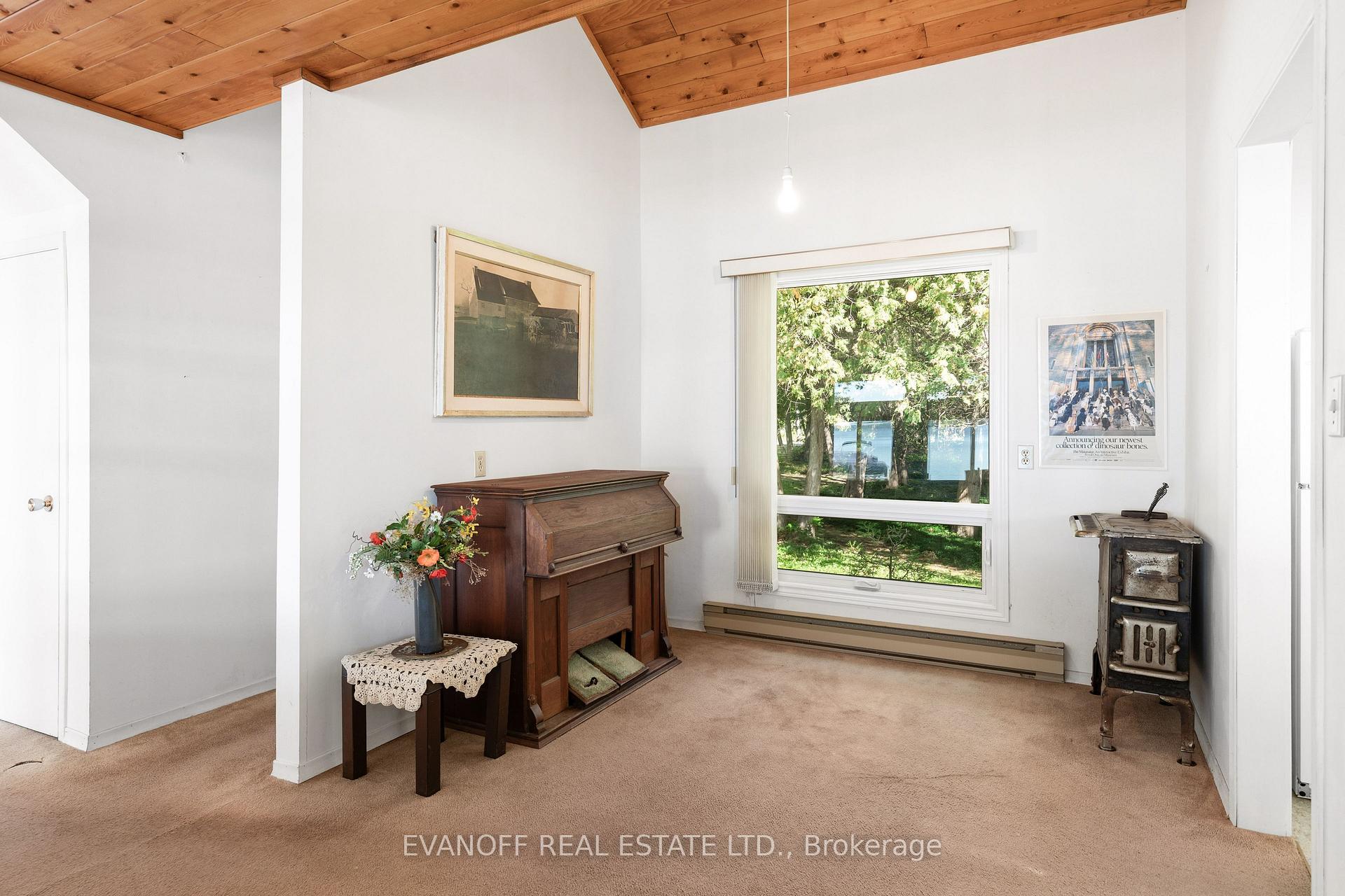 Photo 24 of 63 Crescent Drive, Kawartha Lakes, Verulam — HOMEH
