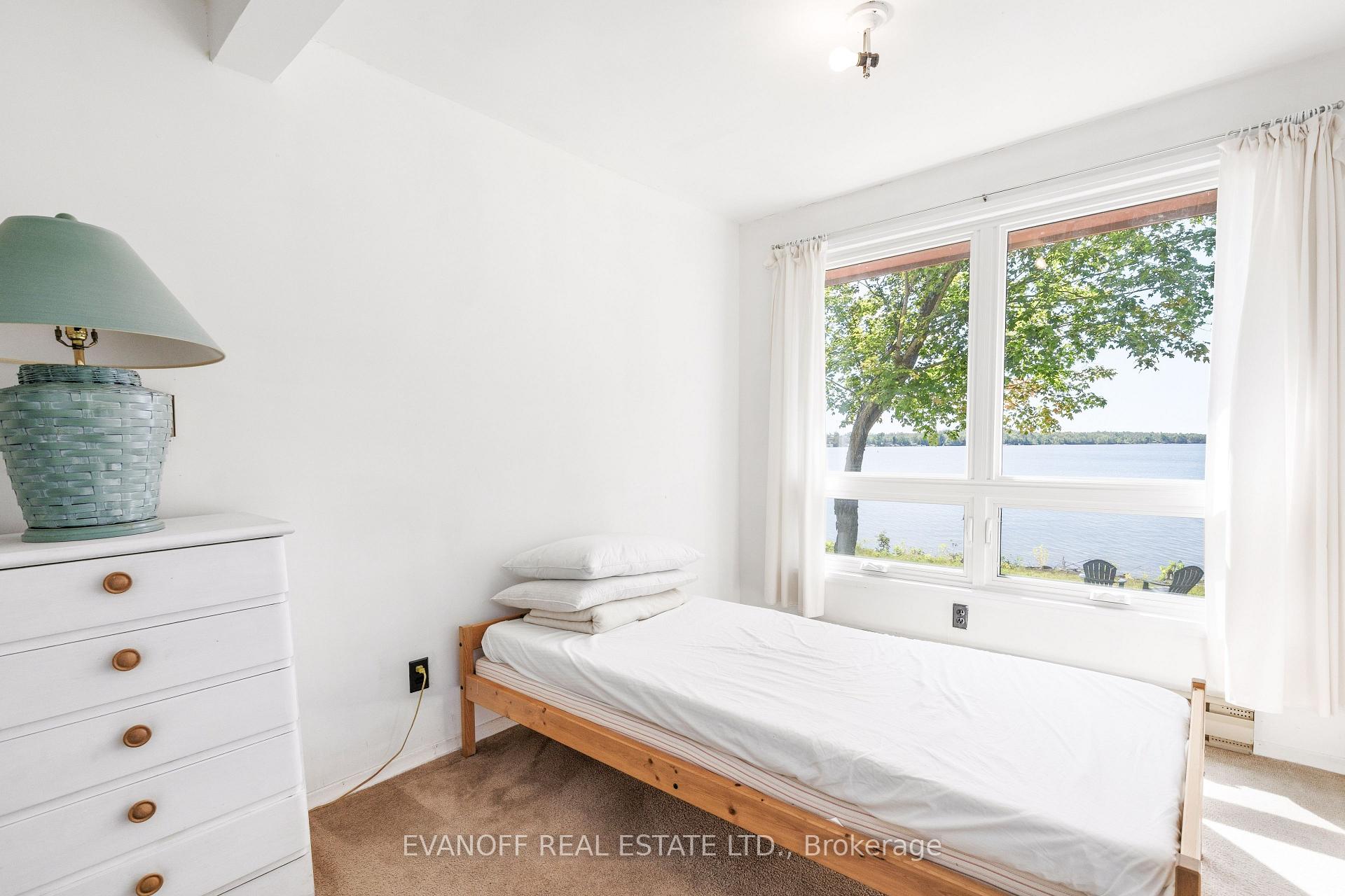 Photo 32 of 63 Crescent Drive, Kawartha Lakes, Verulam — HOMEH