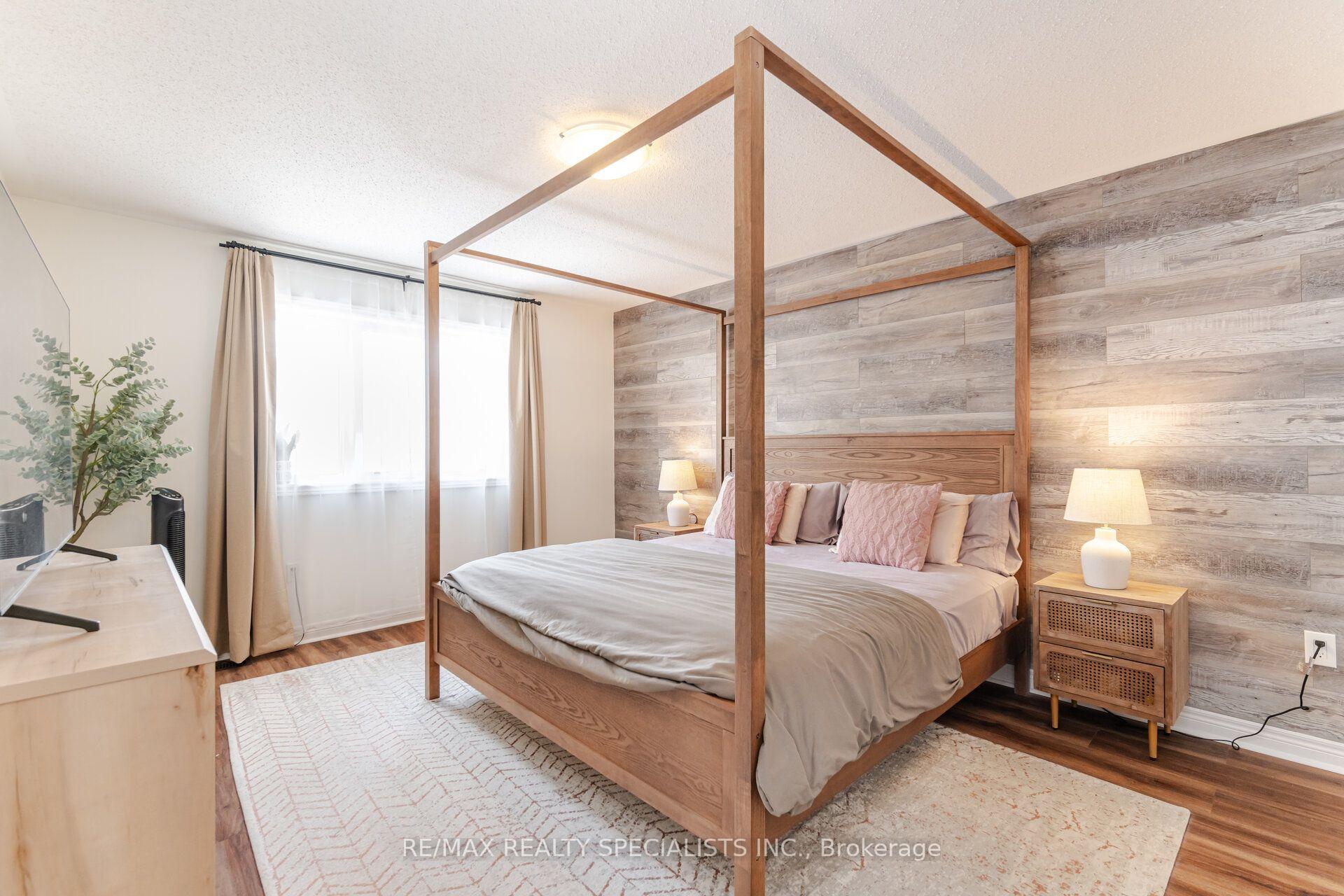 Photo 21 of 437 Silver Maple Road, Oakville, Joshua Meadows — HOMEH