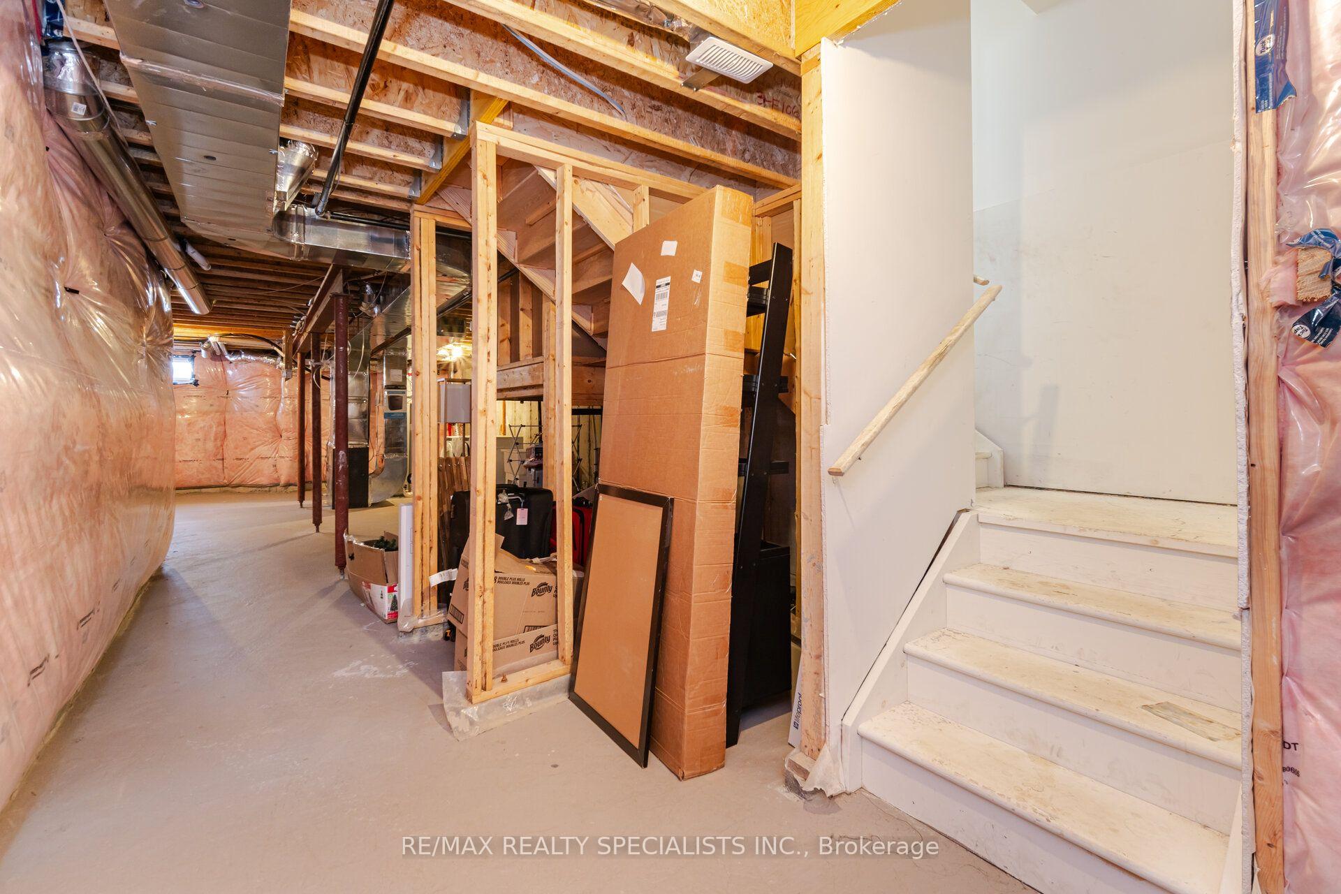 Photo 32 of 437 Silver Maple Road, Oakville, Joshua Meadows — HOMEH