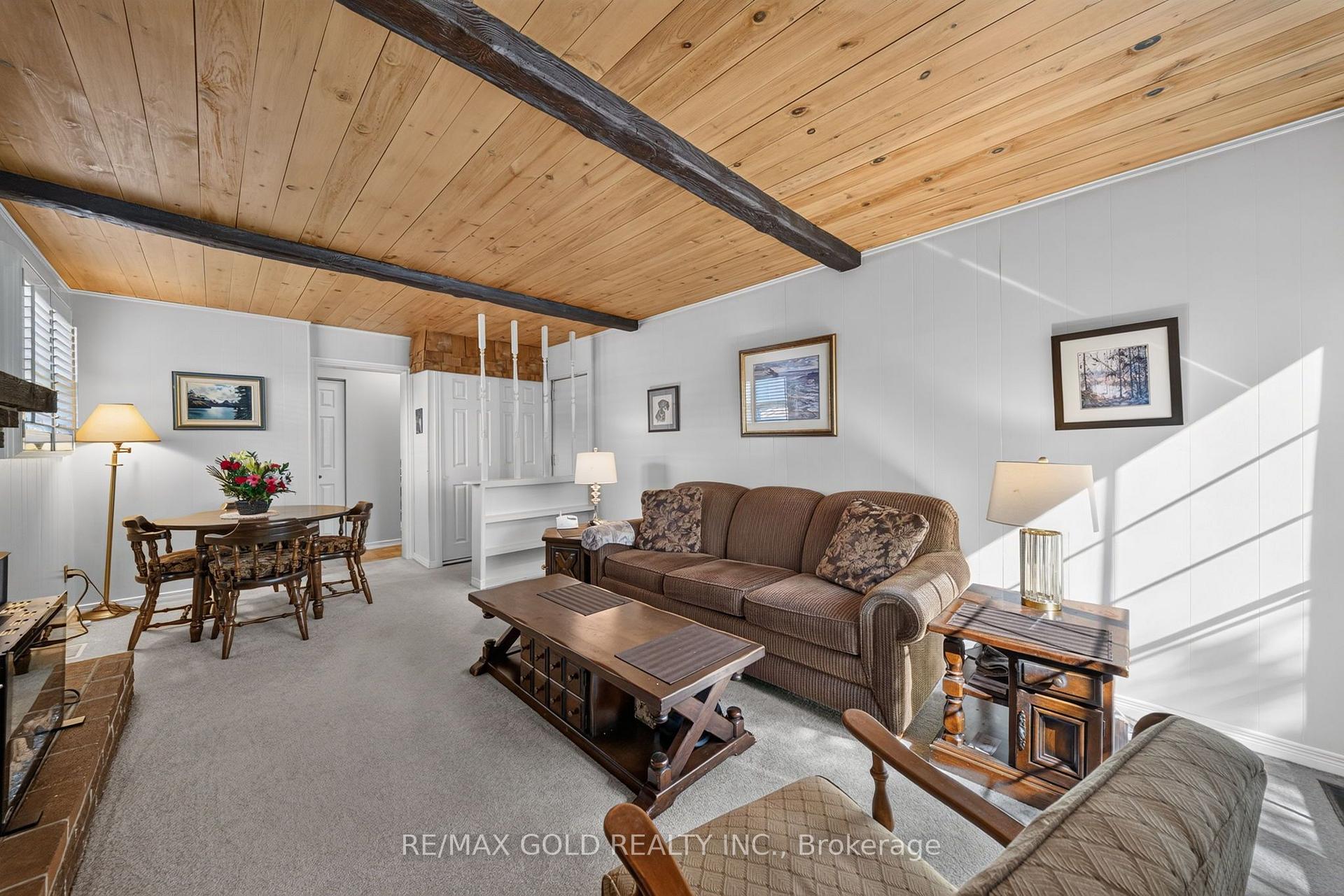 Photo 28 of 45 Fidelia Crescent, Brampton, Southgate — HOMEH