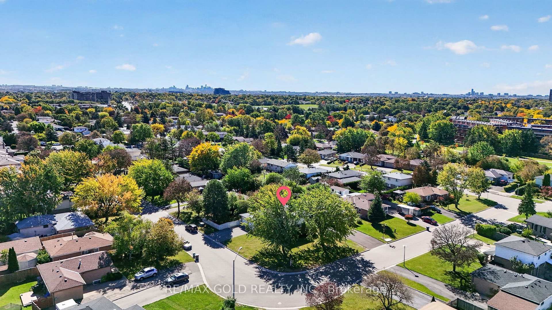 Photo 48 of 45 Fidelia Crescent, Brampton, Southgate — HOMEH