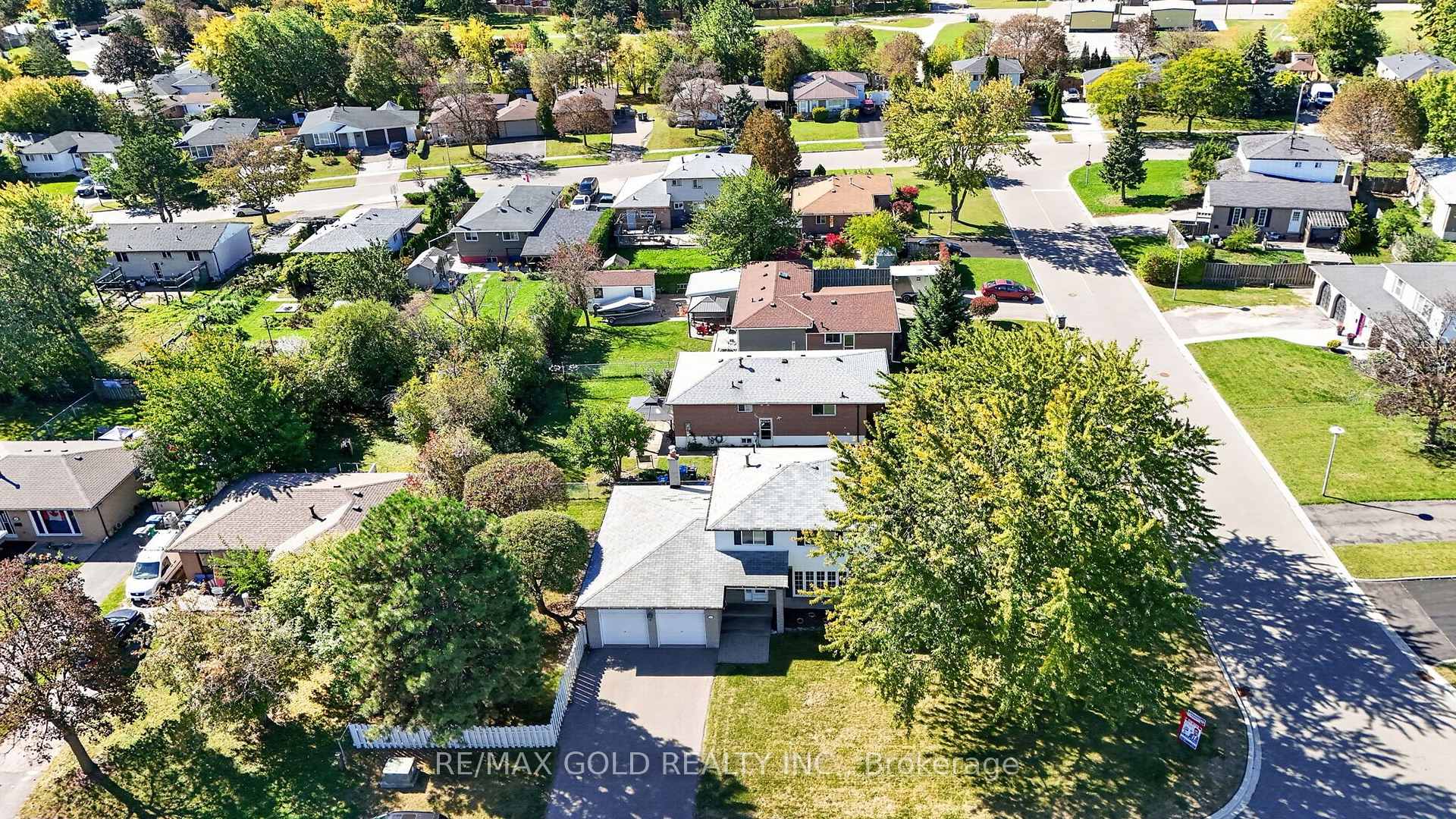 Photo 50 of 45 Fidelia Crescent, Brampton, Southgate — HOMEH