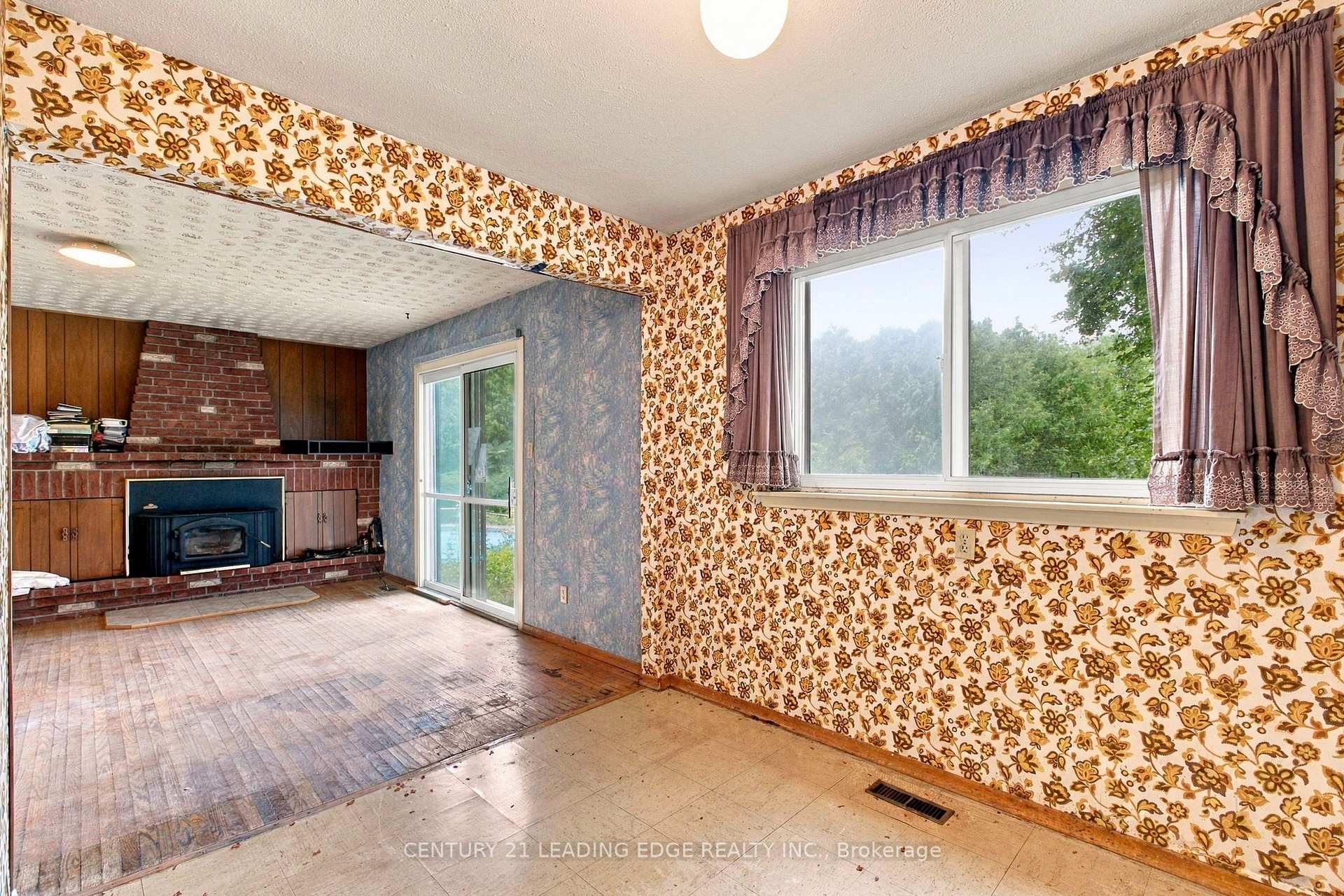 Photo 11 of 18 Kentish Crescent, Scarborough, Agincourt South-Malvern West — HOMEH