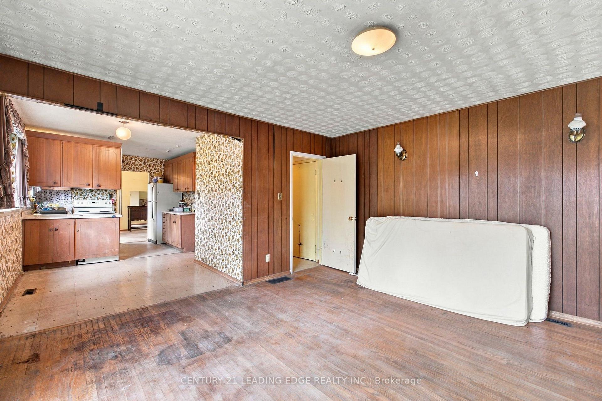 Photo 14 of 18 Kentish Crescent, Scarborough, Agincourt South-Malvern West — HOMEH
