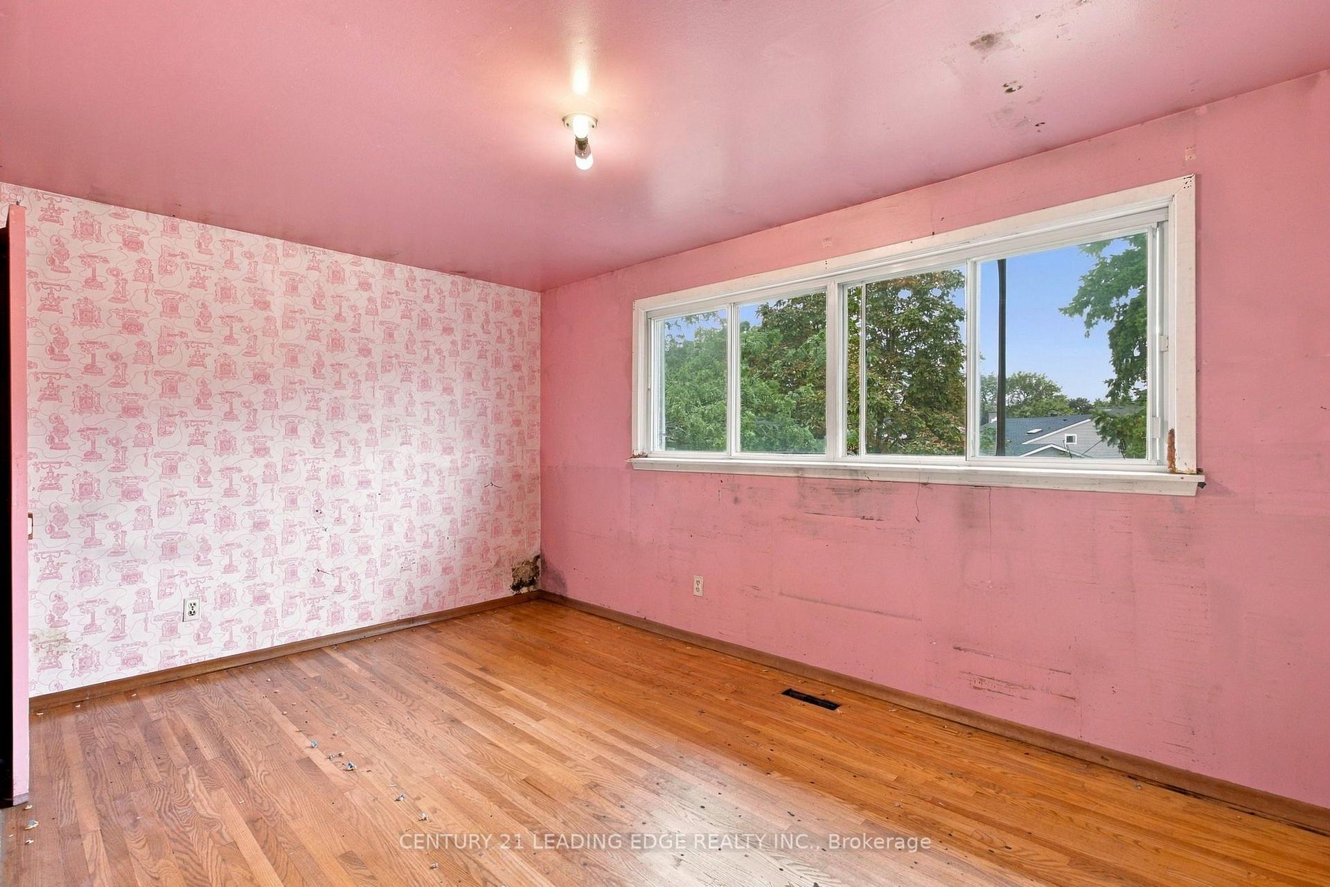 Photo 19 of 18 Kentish Crescent, Scarborough, Agincourt South-Malvern West — HOMEH