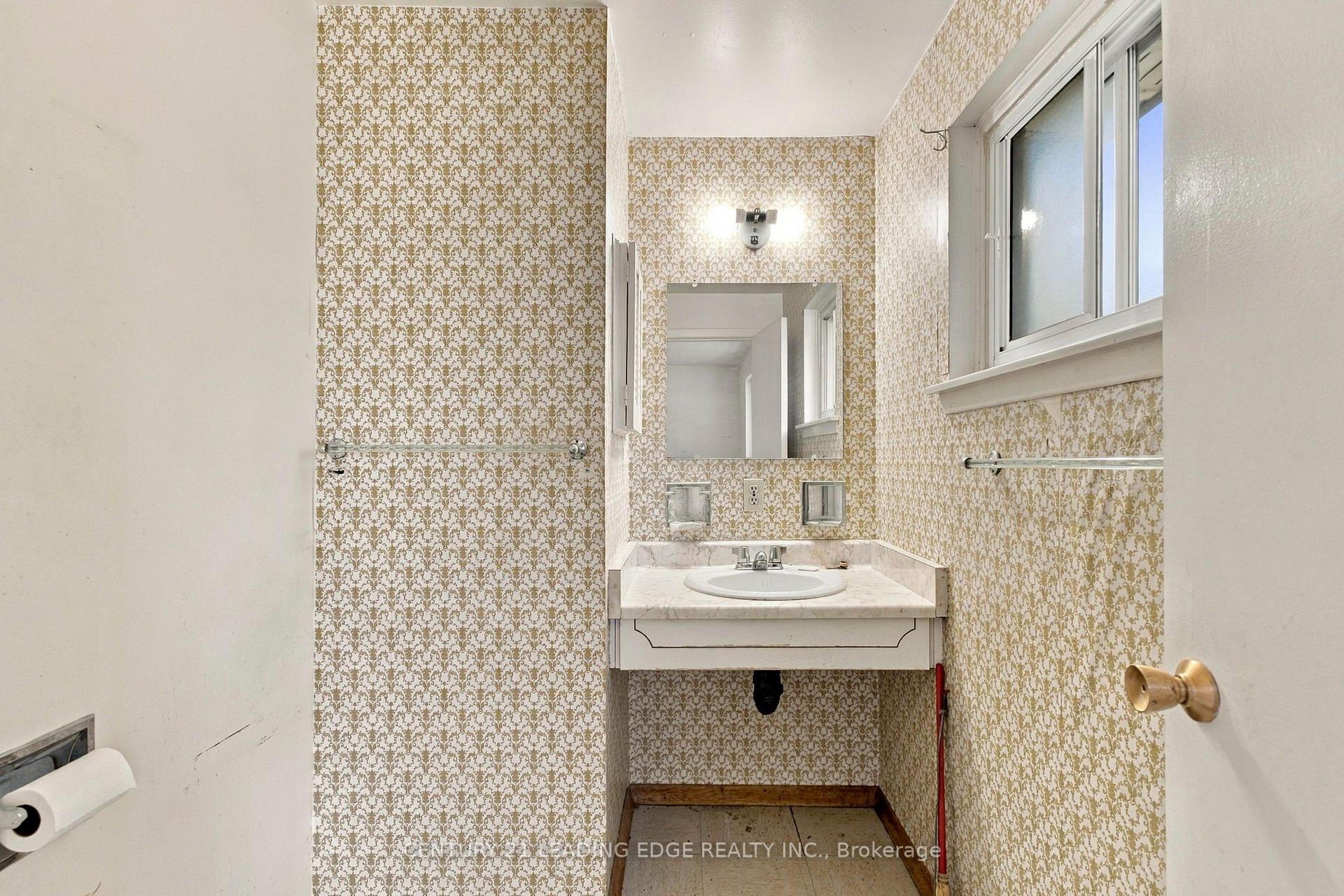 Photo 21 of 18 Kentish Crescent, Scarborough, Agincourt South-Malvern West — HOMEH