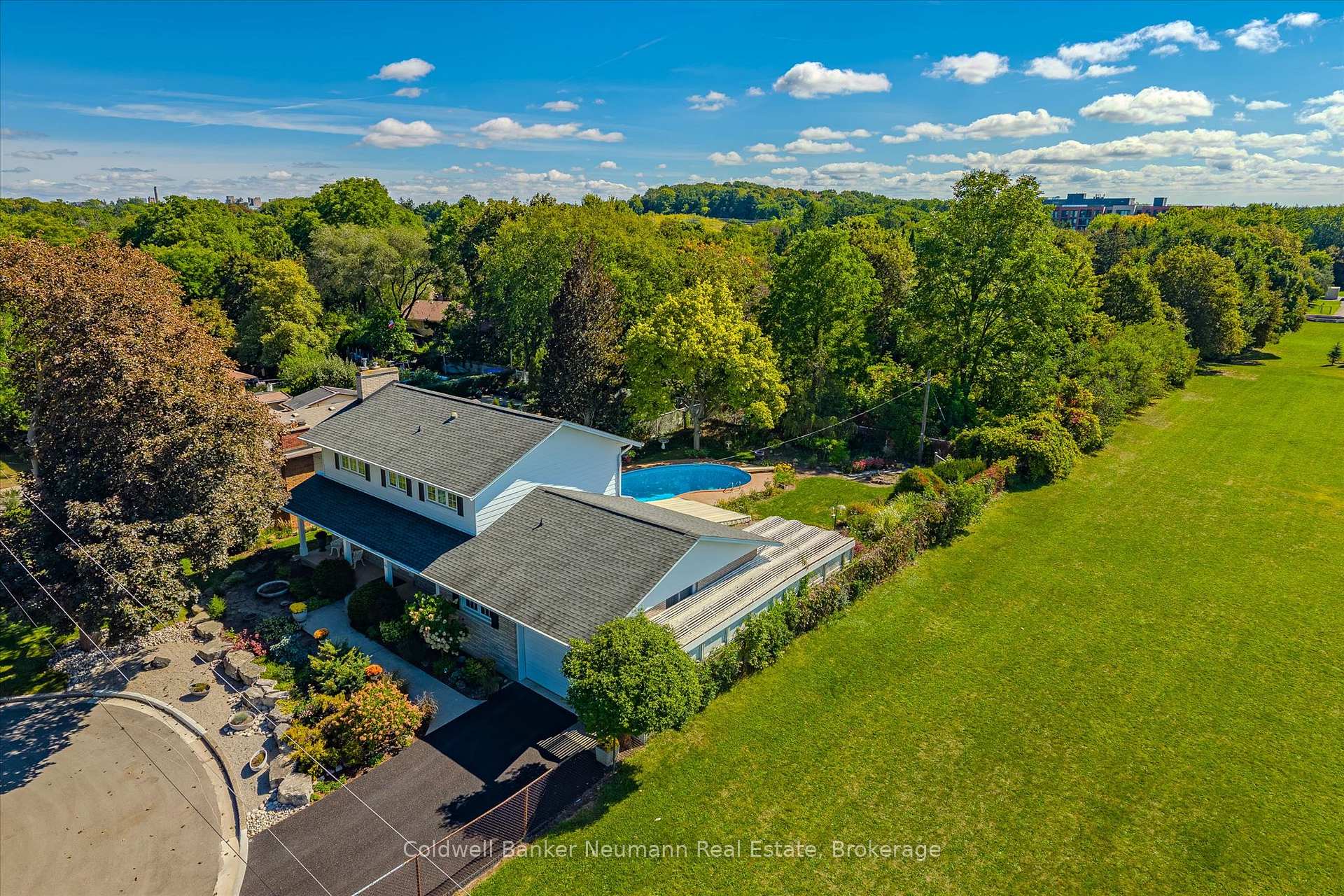 Photo 8 of 26 Maplewood Drive, Guelph, Dovercliffe Park/Old University — HOMEH