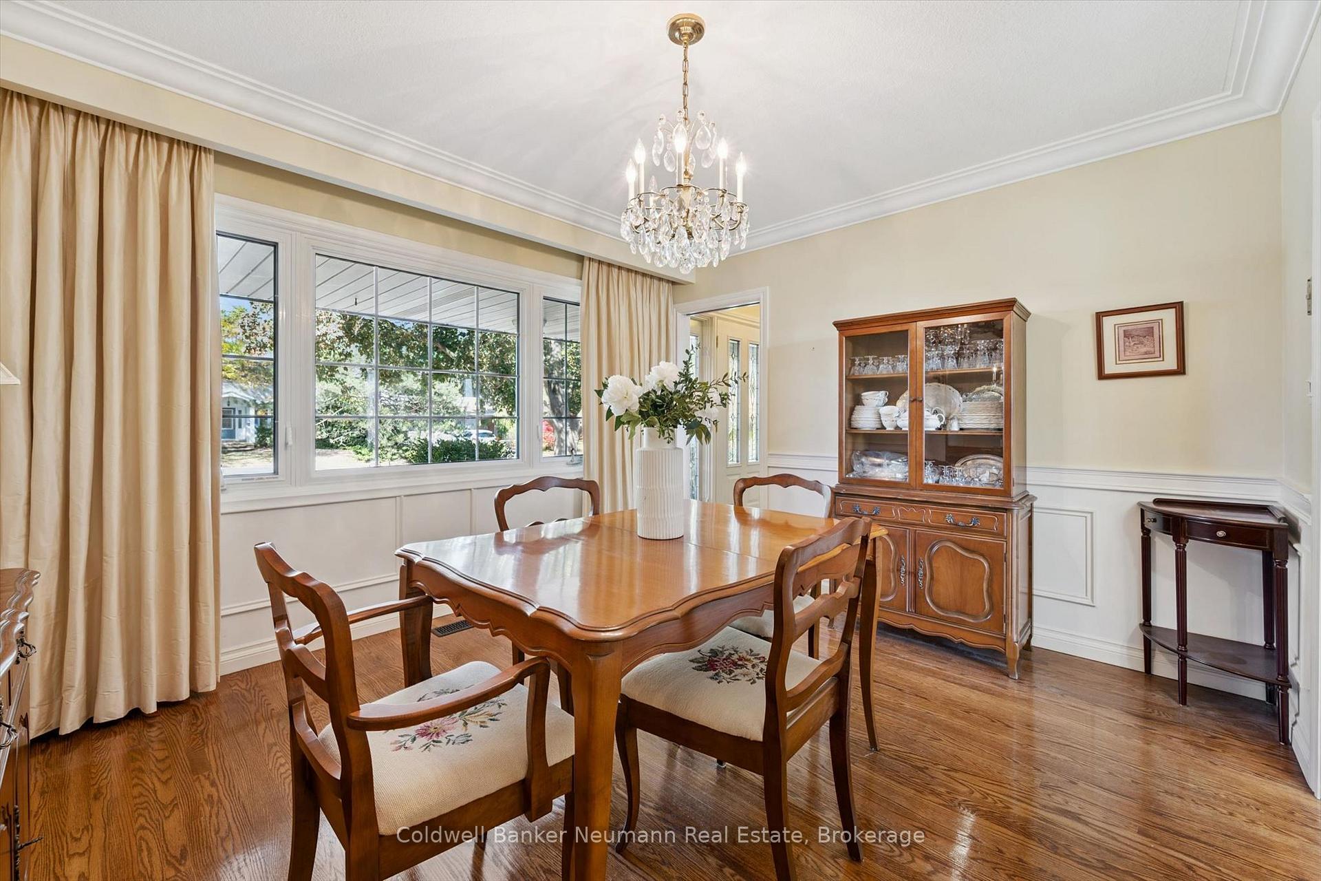 Photo 20 of 26 Maplewood Drive, Guelph, Dovercliffe Park/Old University — HOMEH