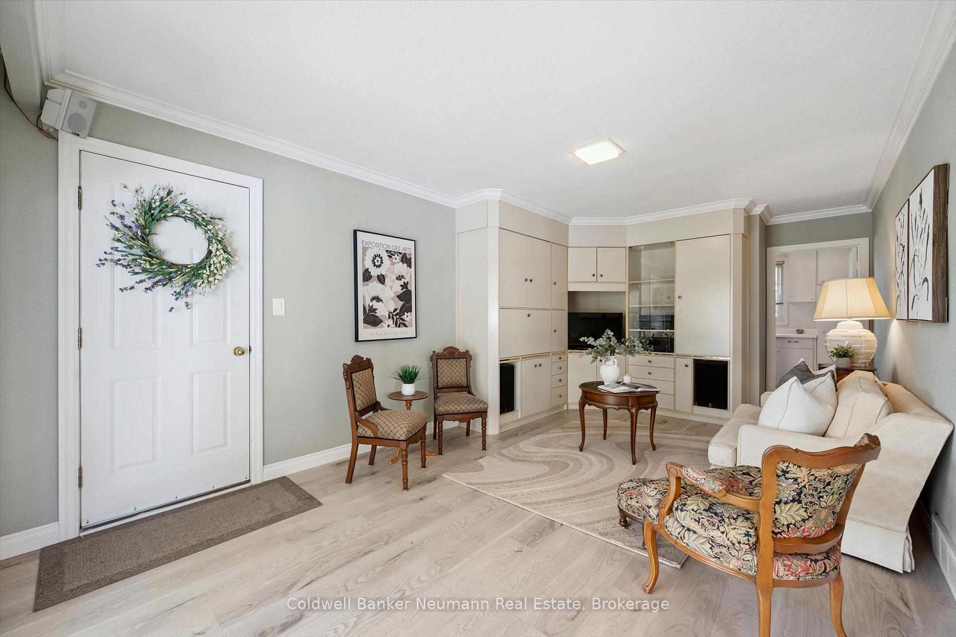 Photo 21 of 26 Maplewood Drive, Guelph, Dovercliffe Park/Old University — HOMEH