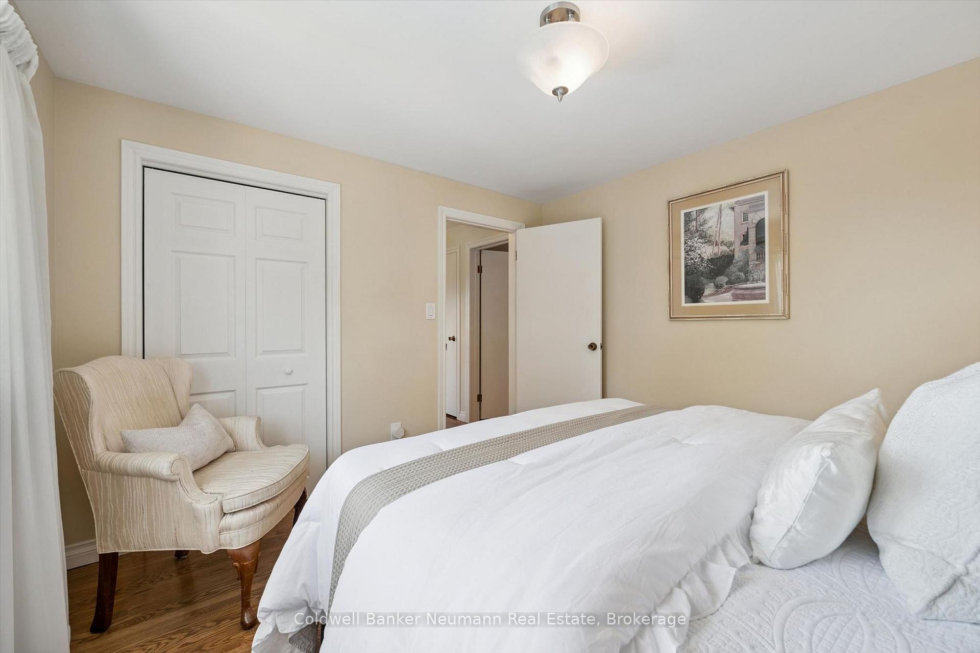 Photo 32 of 26 Maplewood Drive, Guelph, Dovercliffe Park/Old University — HOMEH