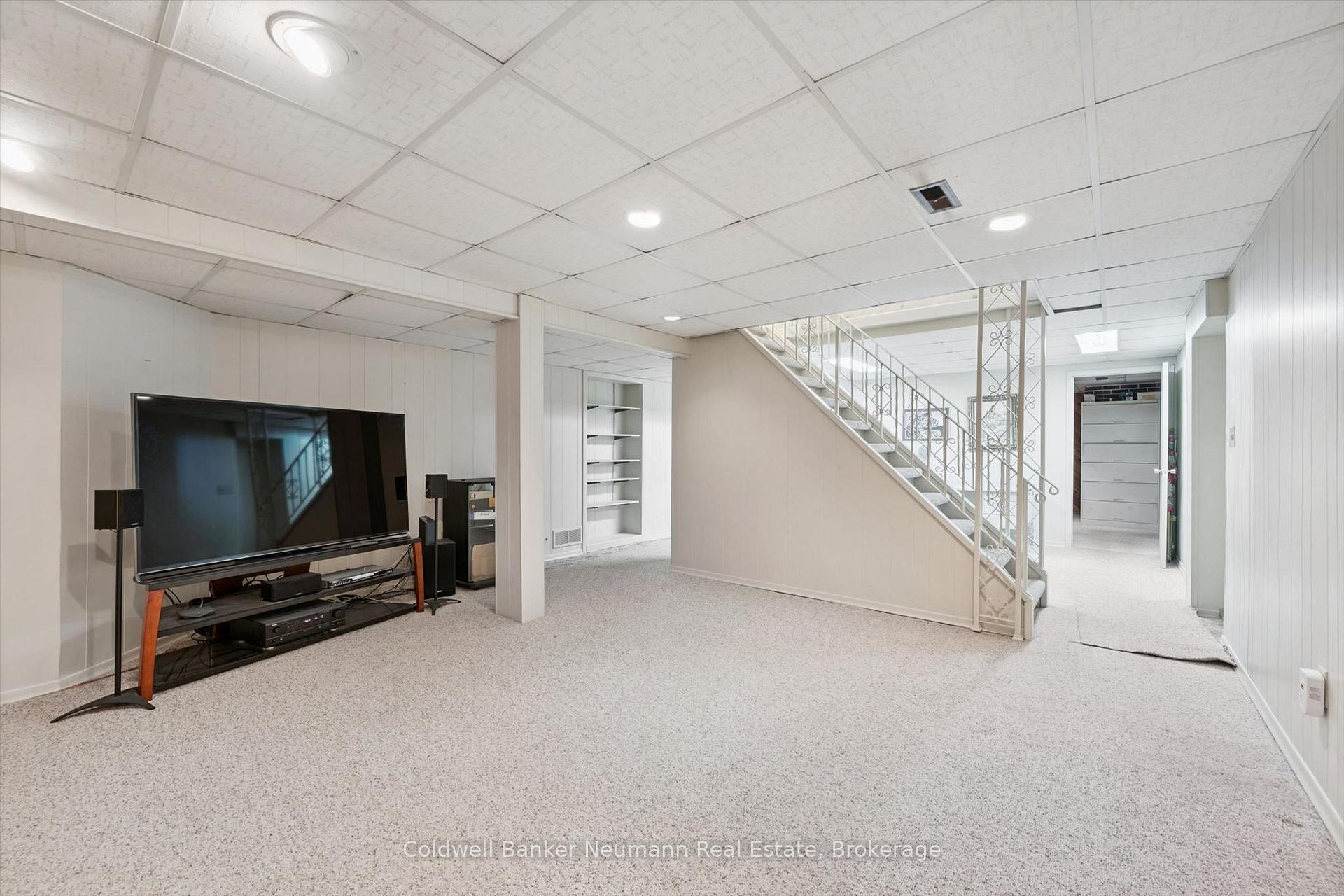 Photo 39 of 26 Maplewood Drive, Guelph, Dovercliffe Park/Old University — HOMEH