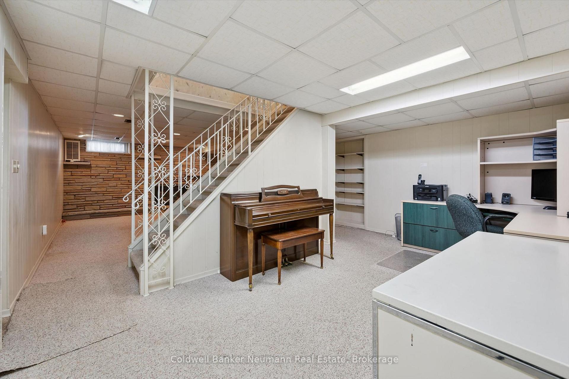 Photo 43 of 26 Maplewood Drive, Guelph, Dovercliffe Park/Old University — HOMEH