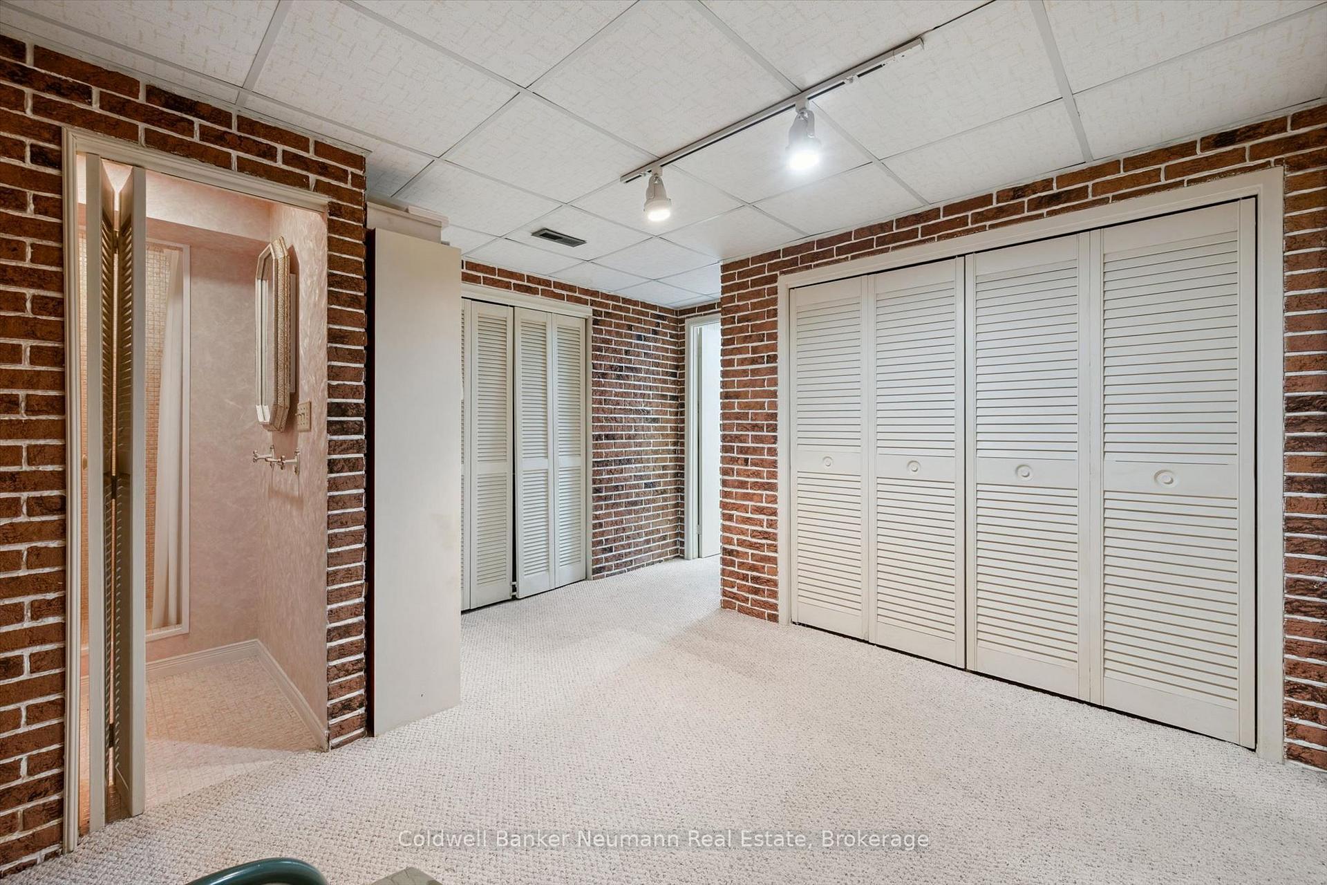 Photo 45 of 26 Maplewood Drive, Guelph, Dovercliffe Park/Old University — HOMEH