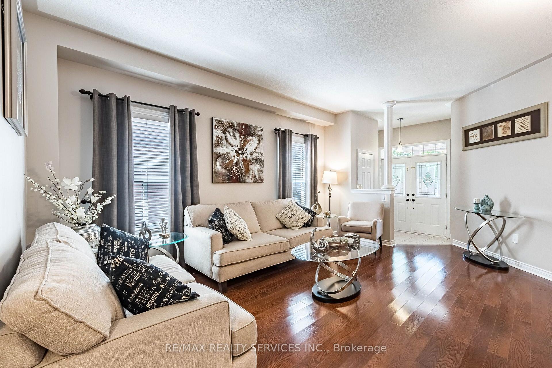 Photo 9 of 151 Fairhill Avenue, Brampton, Fletcher's Meadow — HOMEH