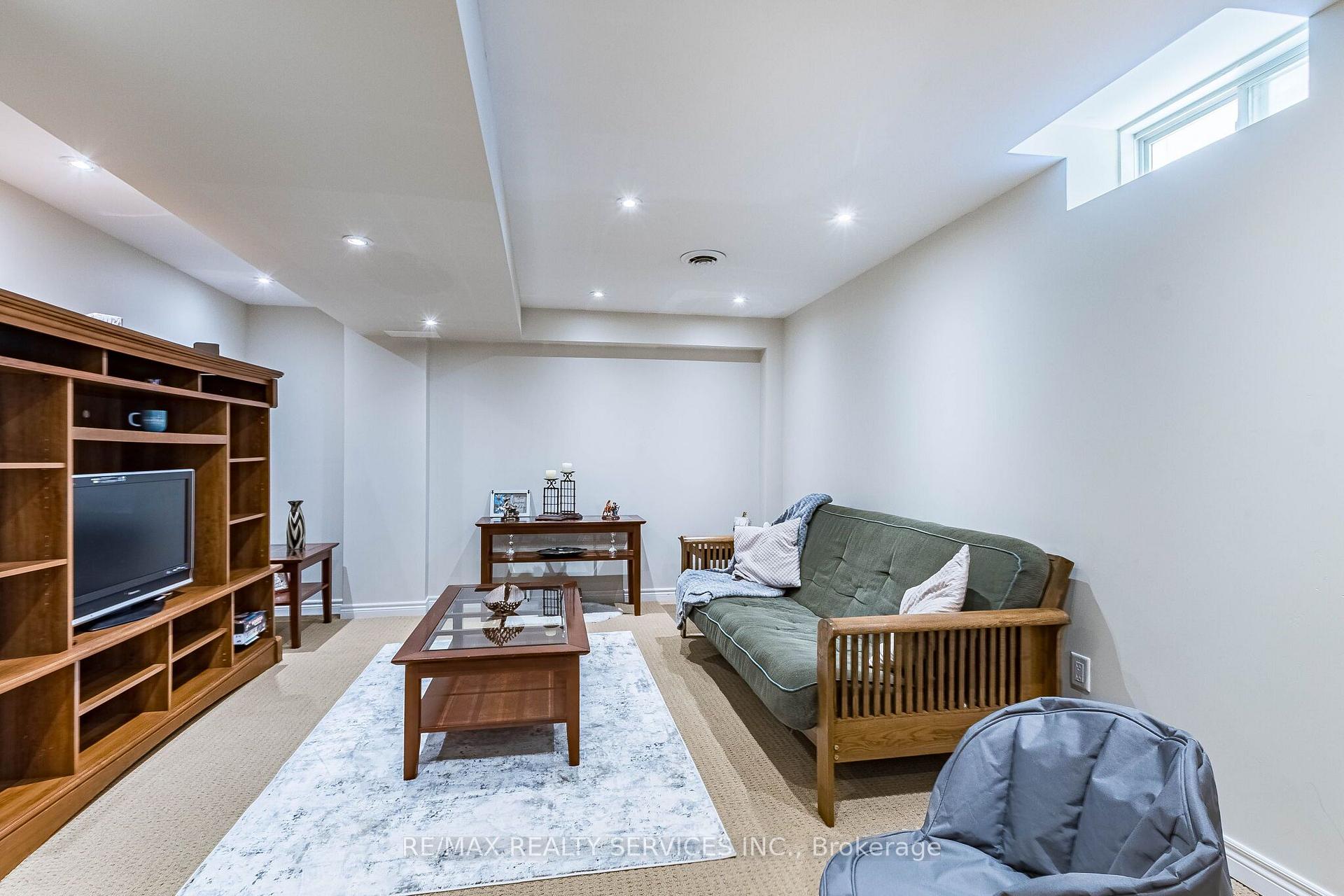 Photo 40 of 151 Fairhill Avenue, Brampton, Fletcher's Meadow — HOMEH