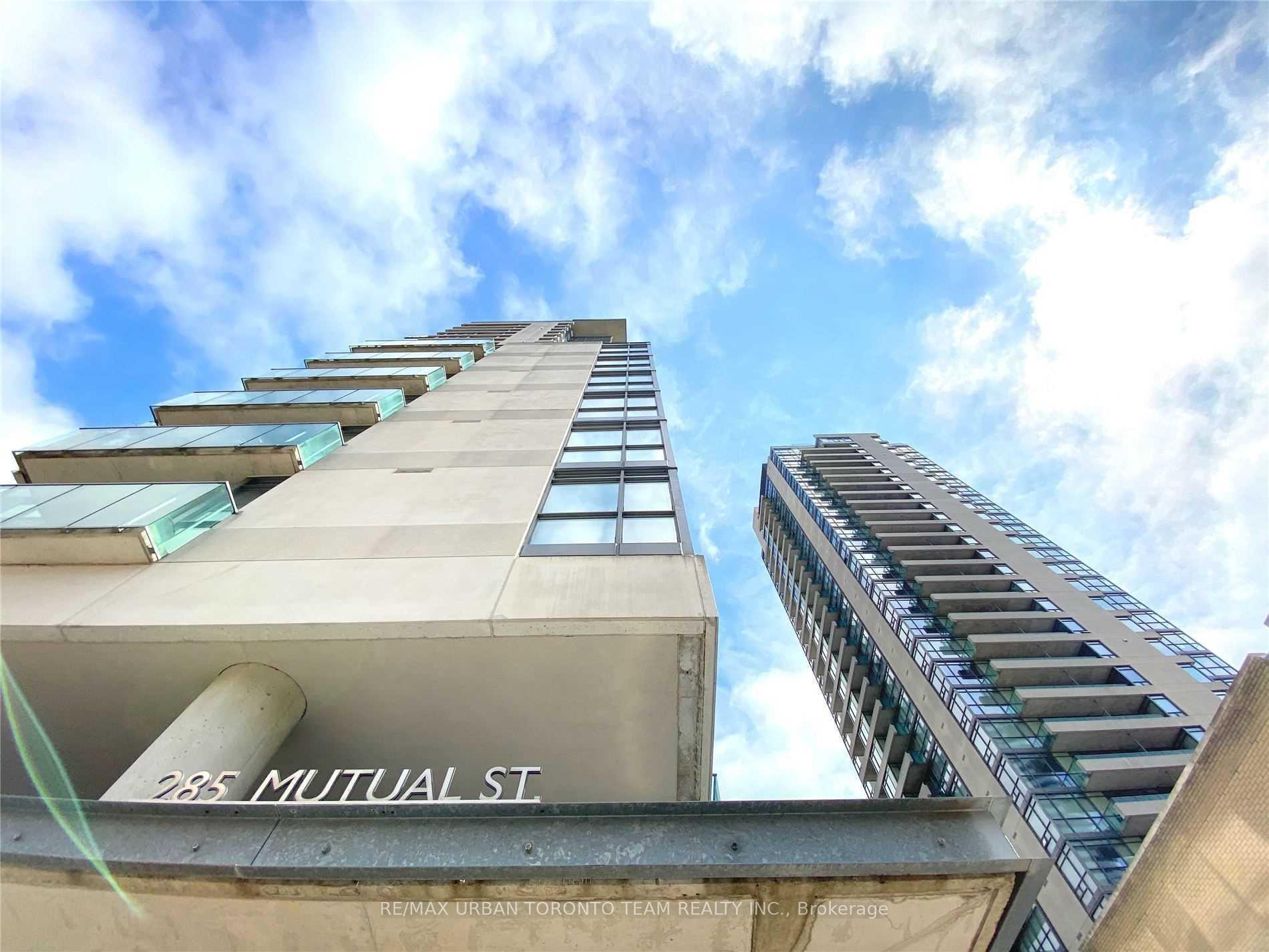 Photo of Unit 1703, 285 Mutual Street