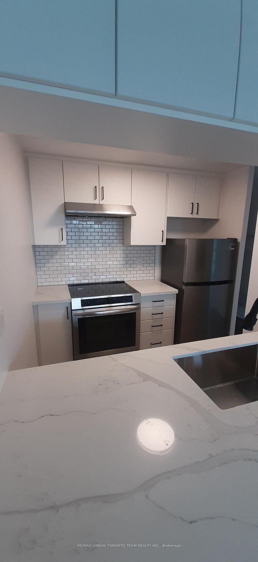 Photo 6 of Unit 1703, 285 Mutual Street, Toronto, Church-Yonge Corridor — HOMEH