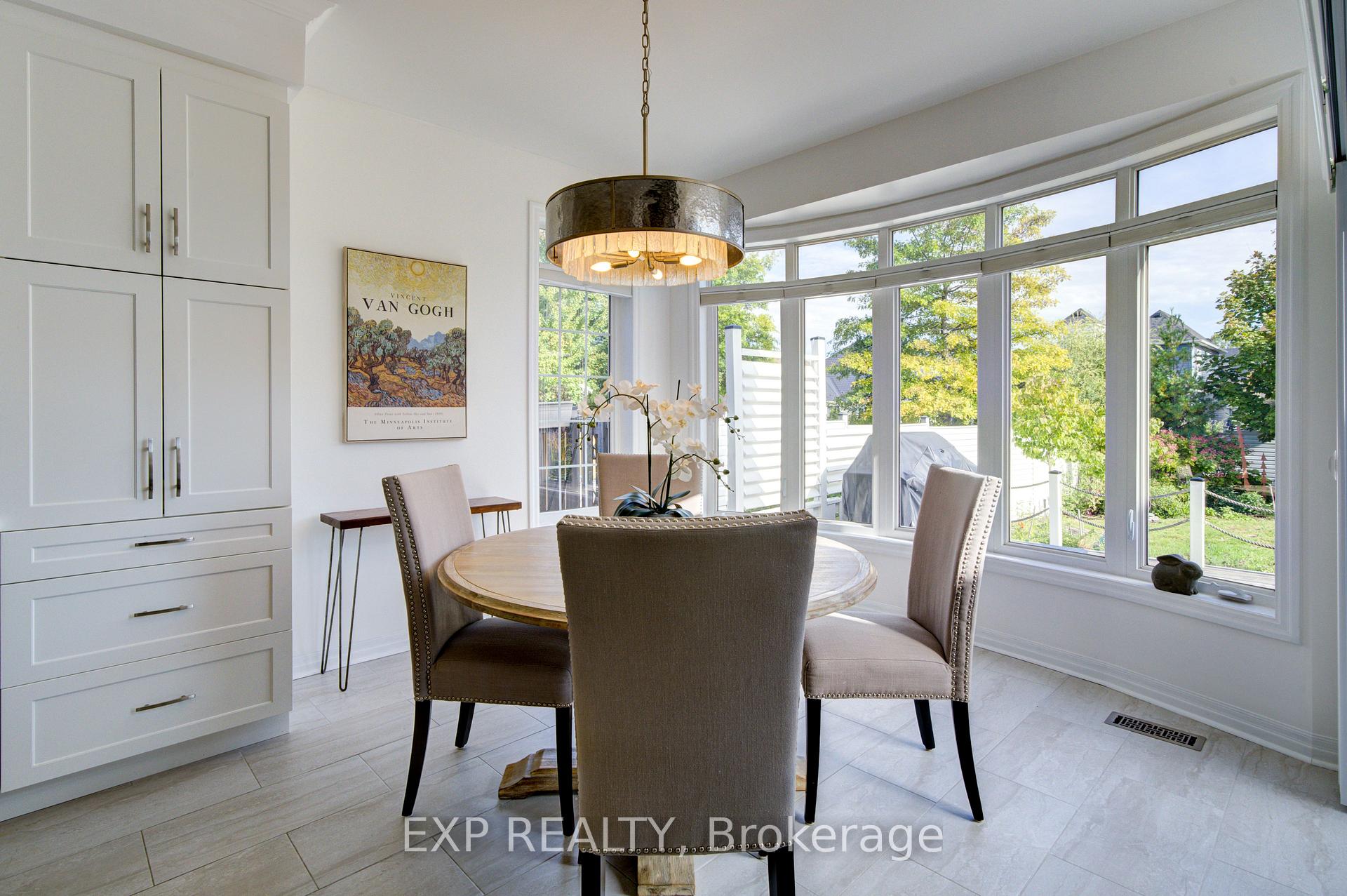 Photo 11 of 1 Silver Crescent, Collingwood — HOMEH