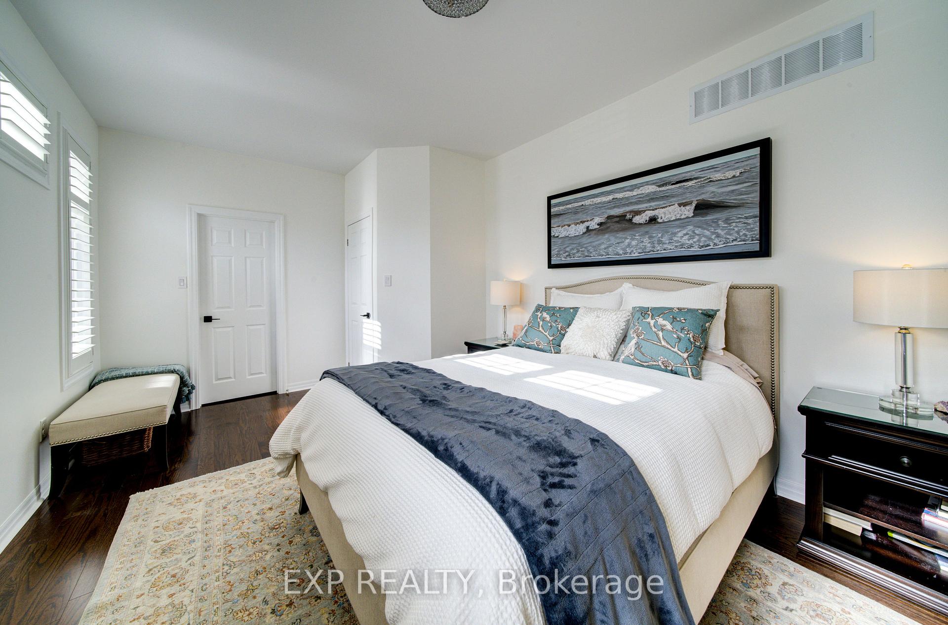 Photo 14 of 1 Silver Crescent, Collingwood — HOMEH