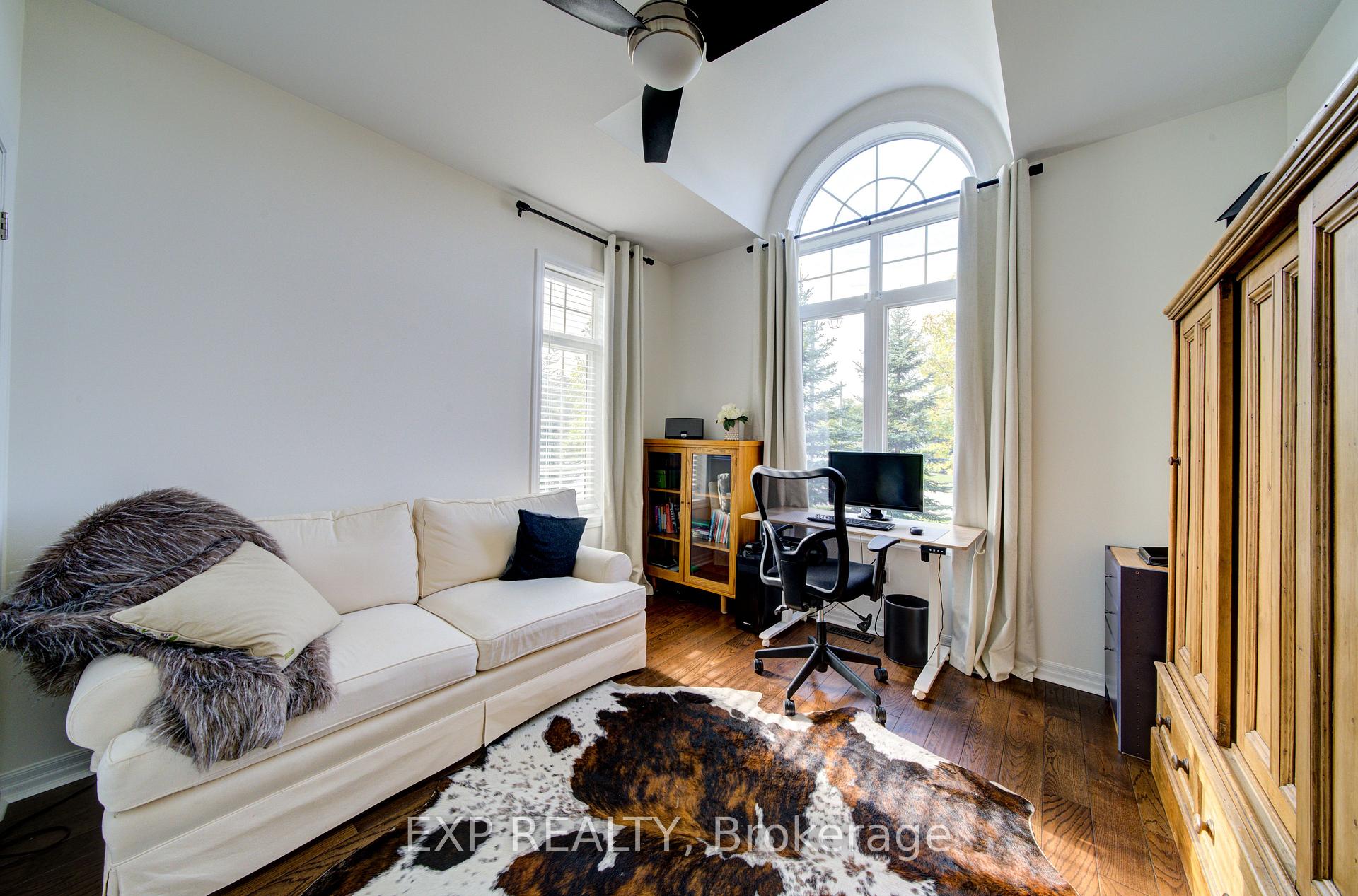 Photo 18 of 1 Silver Crescent, Collingwood — HOMEH