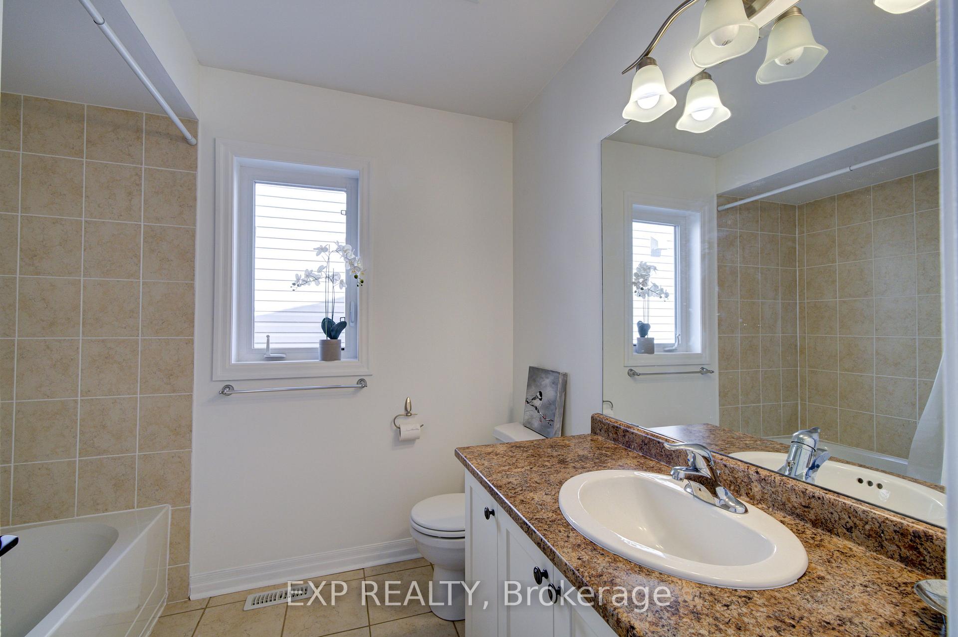 Photo 23 of 1 Silver Crescent, Collingwood — HOMEH