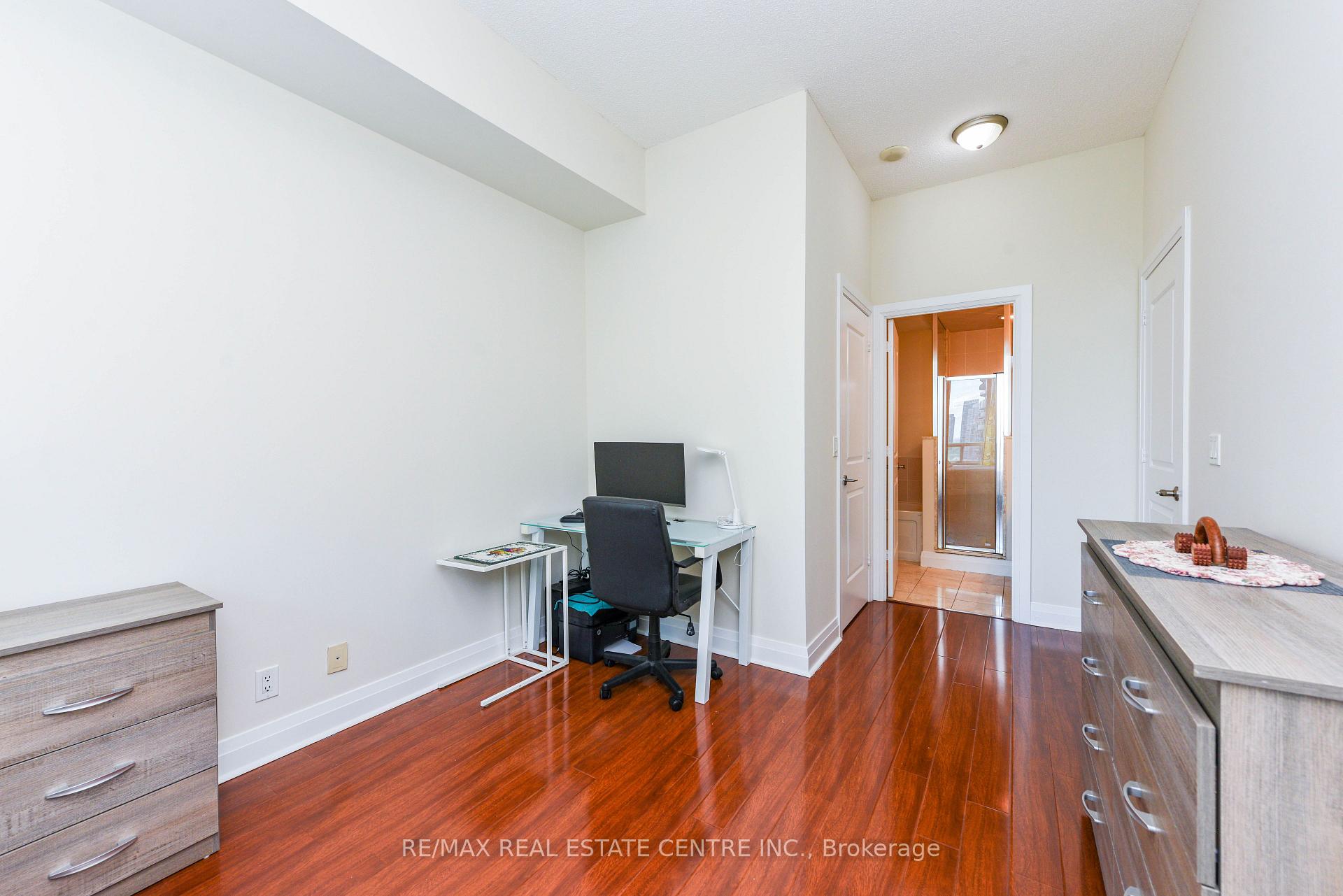 Photo 18 of Unit 2605, 90 Absolute Avenue, Mississauga, City Centre — HOMEH