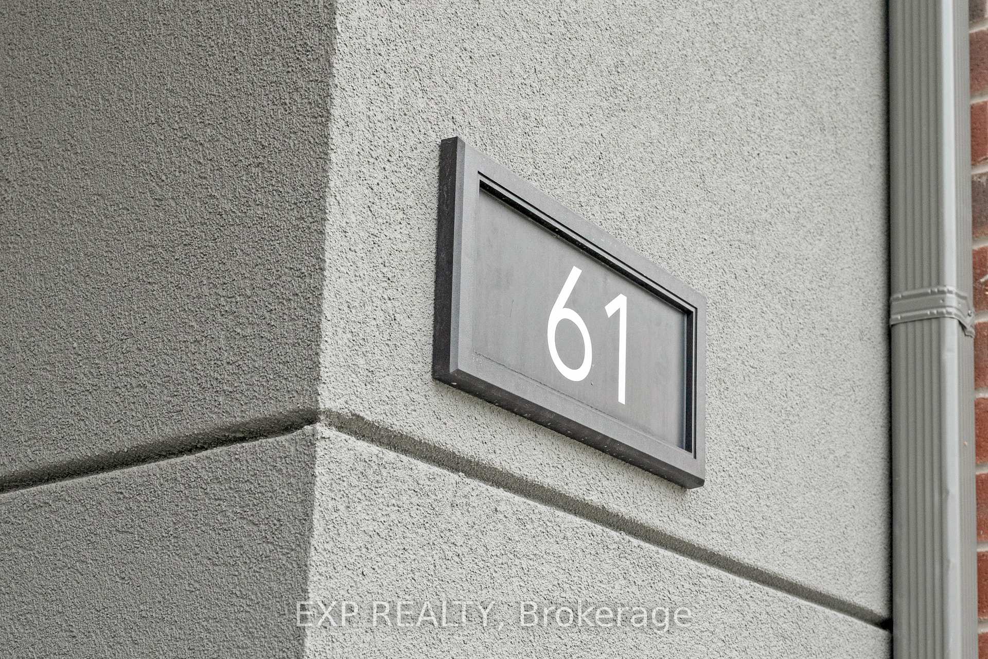 Photo 3 of Unit 61, 99 Roger Street, Kitchener, Uptown Waterloo — HOMEH