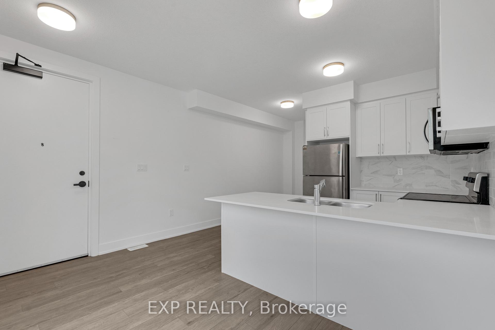Photo 9 of Unit 61, 99 Roger Street, Kitchener, Uptown Waterloo — HOMEH