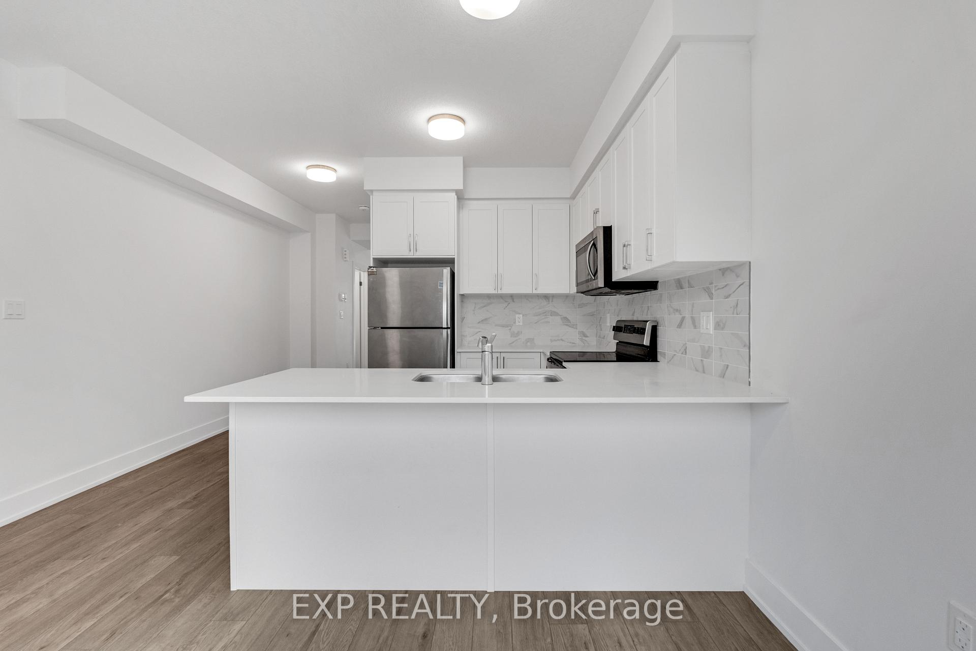Photo 10 of Unit 61, 99 Roger Street, Kitchener, Uptown Waterloo — HOMEH