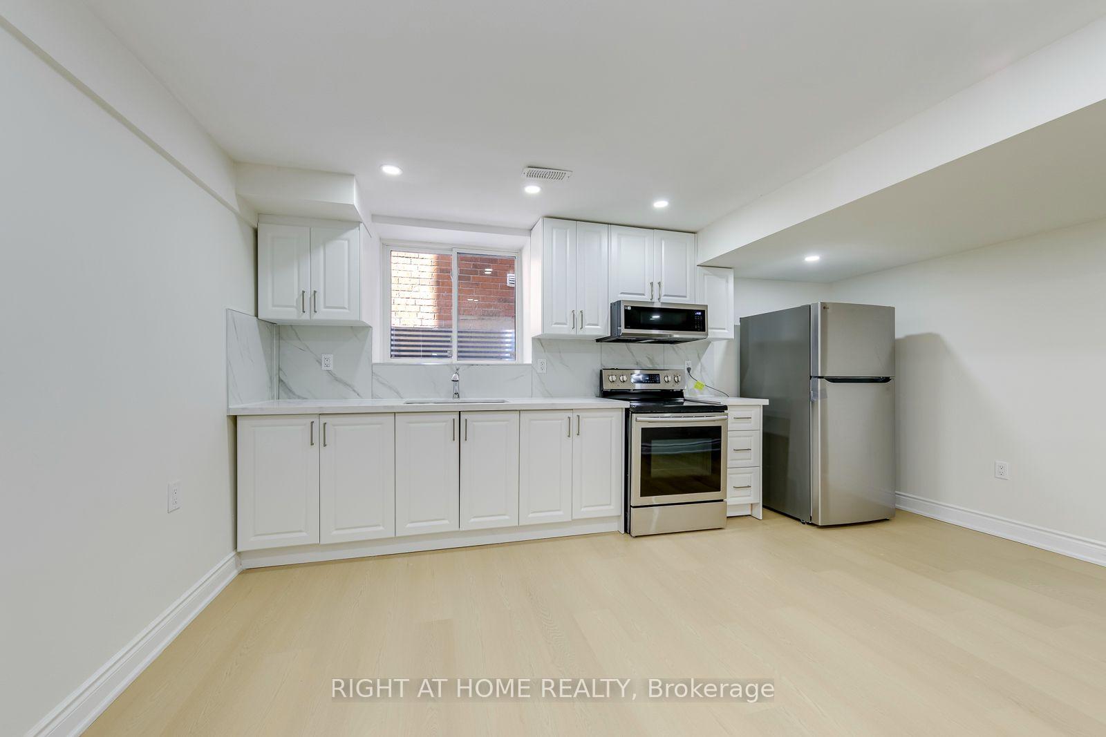 Photo 34 of 40 Stillwater Crescent, Hamilton, Waterdown — HOMEH