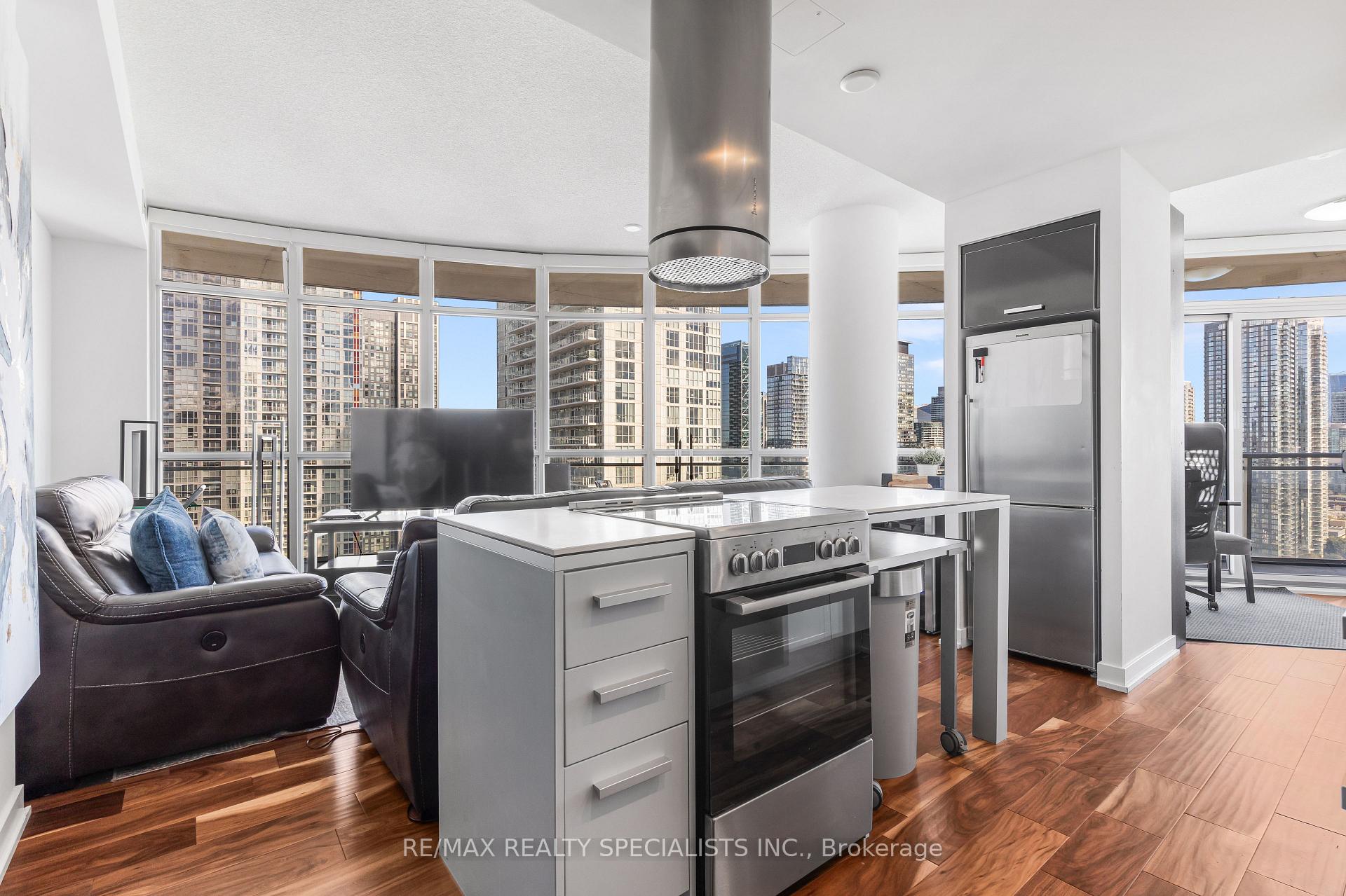 Photo 5 of Unit 2908, 38 Dan Leckie Way, Toronto, Waterfront Communities — HOMEH