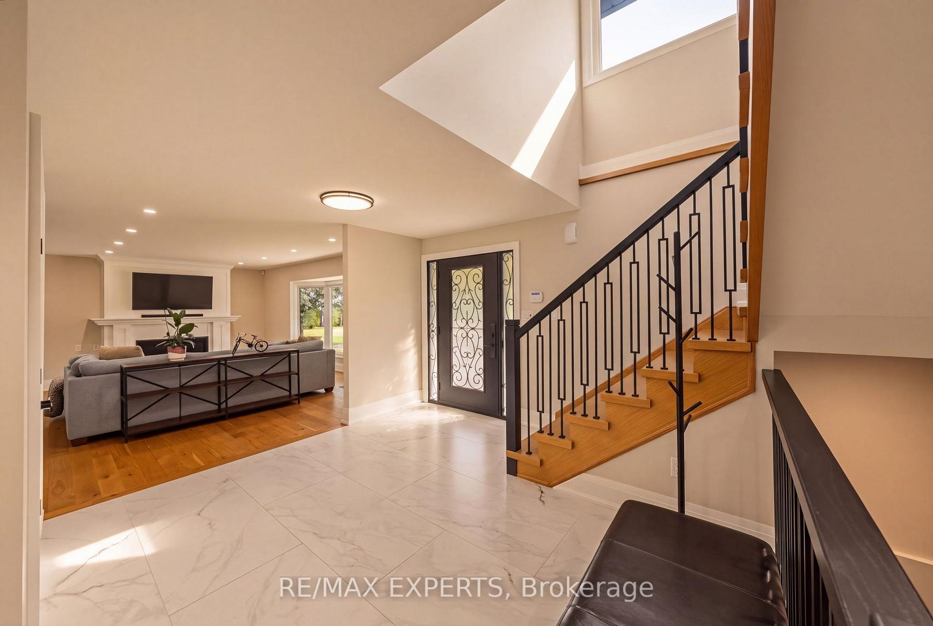 Photo 5 of 81 Matson Drive, Caledon, Palgrave — HOMEH