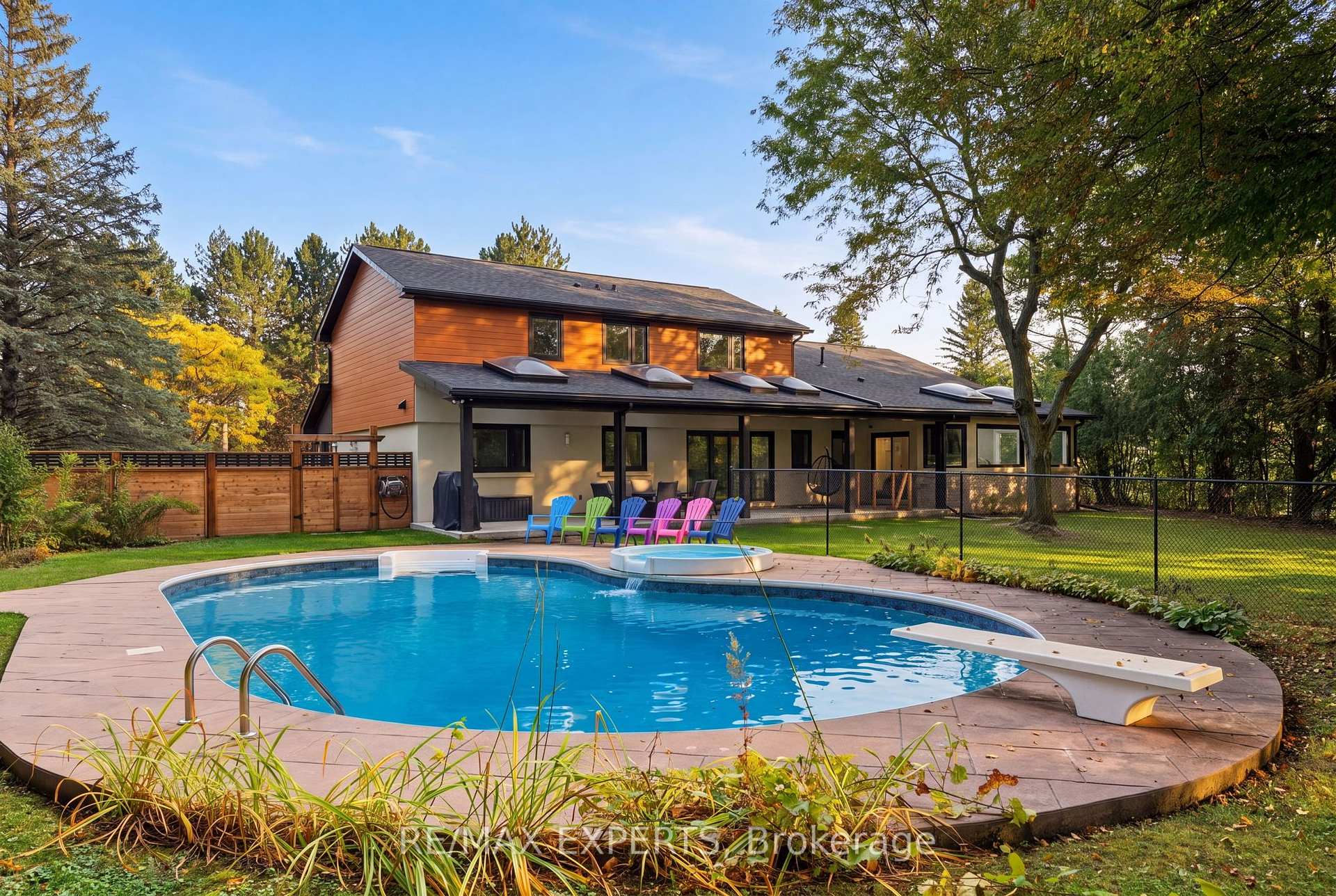 Photo 41 of 81 Matson Drive, Caledon, Palgrave — HOMEH