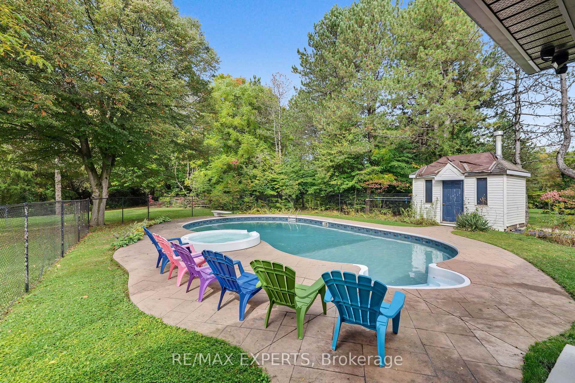 Photo 42 of 81 Matson Drive, Caledon, Palgrave — HOMEH