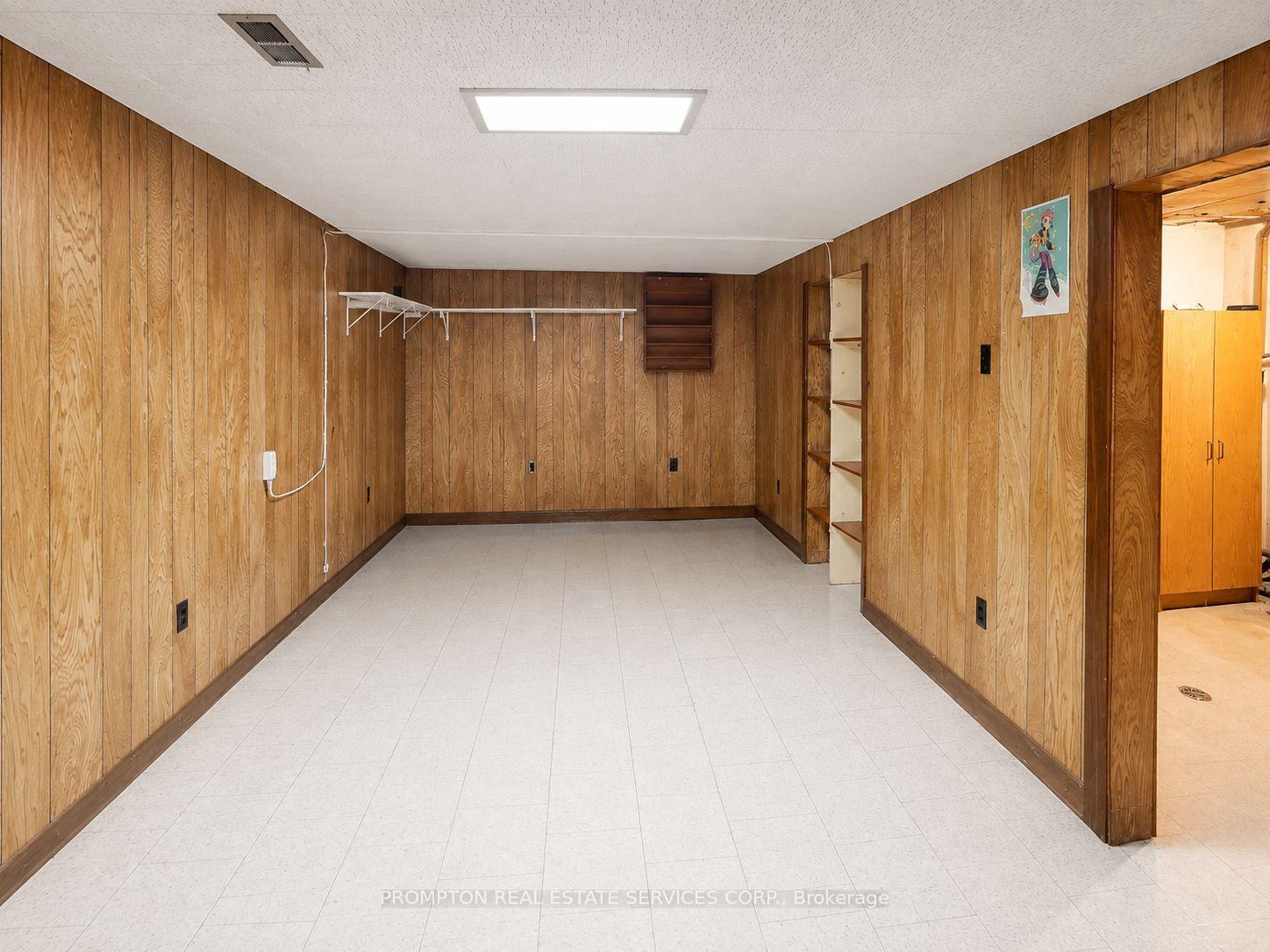 Photo 19 of 25 Lehar Crescent, North York, Hillcrest Village — HOMEH