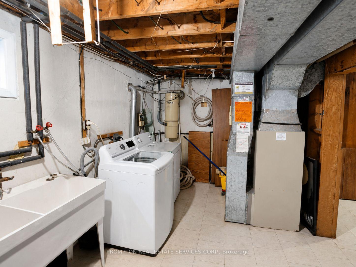 Photo 27 of 25 Lehar Crescent, North York, Hillcrest Village — HOMEH