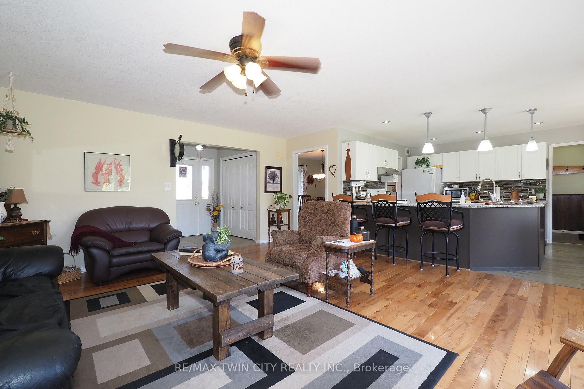 Photo 9 of 30 Nesbitt Street, Mapleton, Rural Mapleton — HOMEH