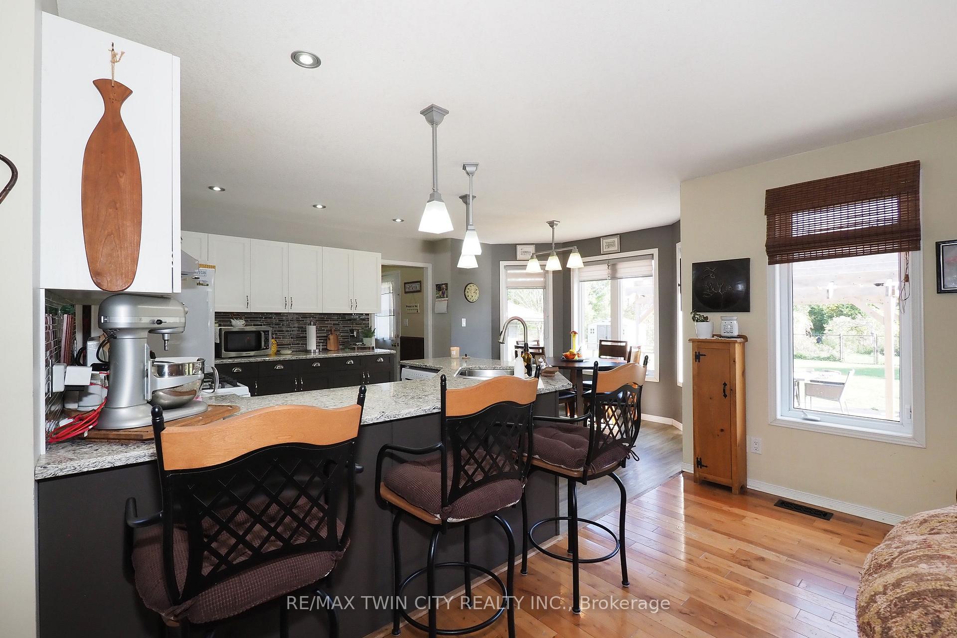 Photo 11 of 30 Nesbitt Street, Mapleton, Rural Mapleton — HOMEH