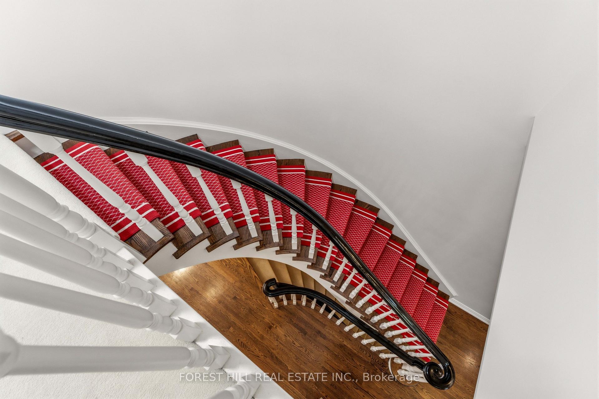 Photo 7 of 45 Heath Street W, Toronto, Yonge-St. Clair — HOMEH