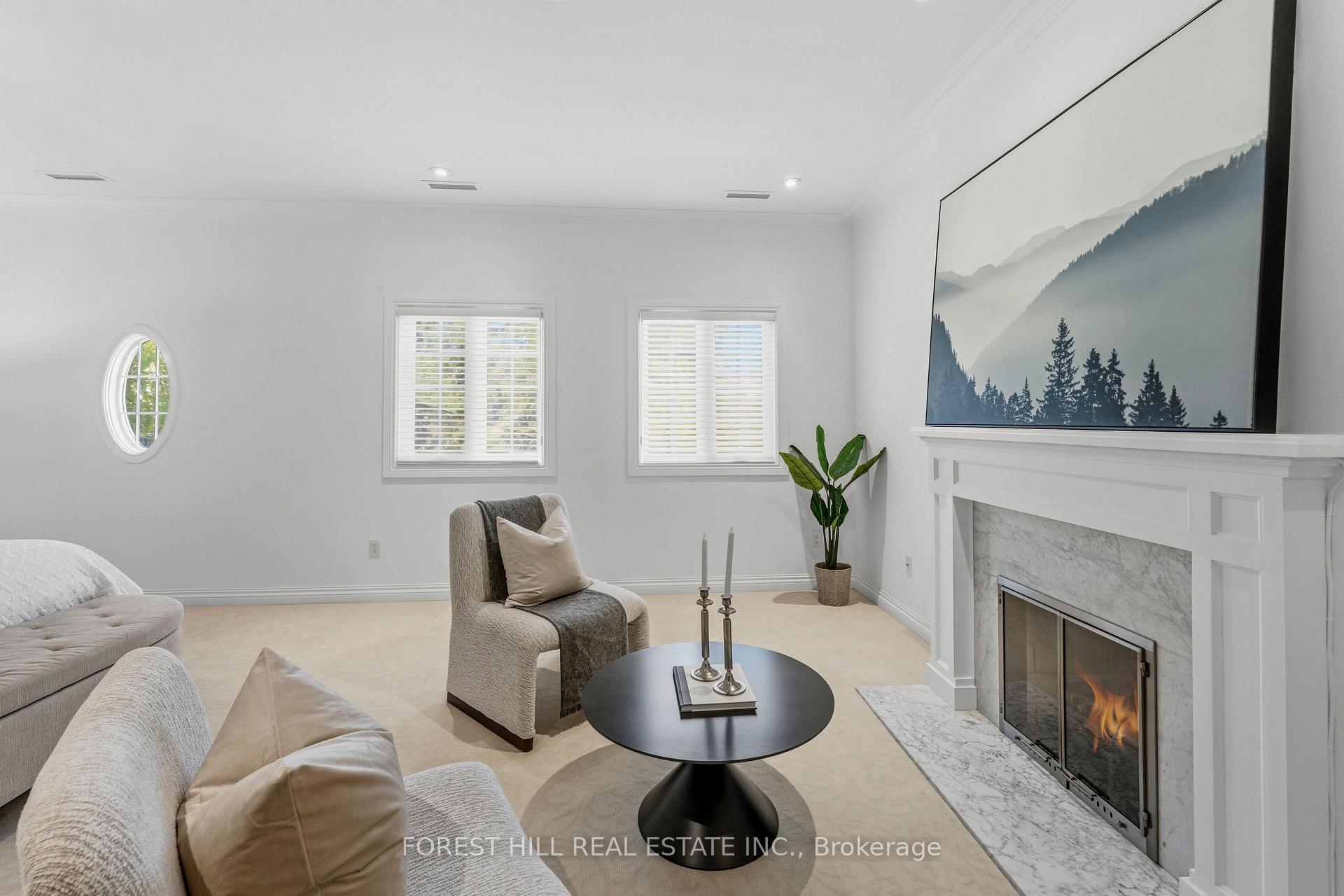 Photo 27 of 45 Heath Street W, Toronto, Yonge-St. Clair — HOMEH