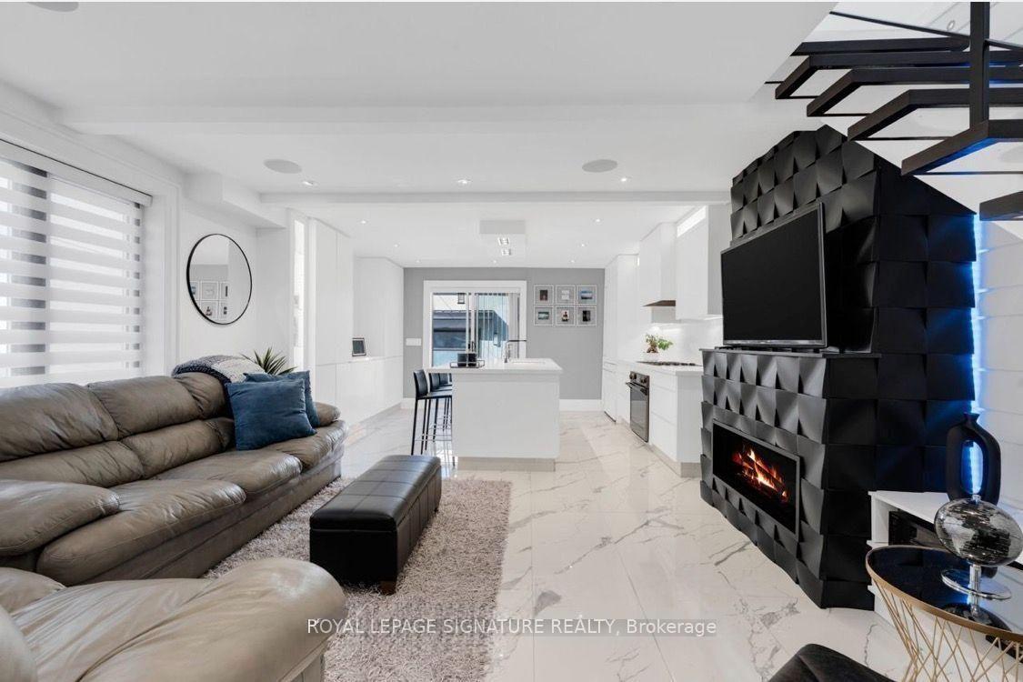 Photo 8 of Unit upper, 58 Carrick Avenue, Toronto, Corso Italia-Davenport — HOMEH