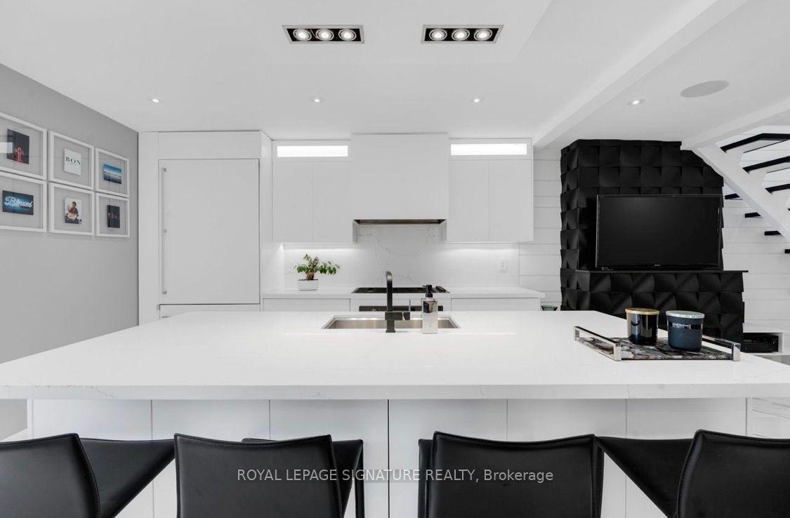 Photo 14 of Unit upper, 58 Carrick Avenue, Toronto, Corso Italia-Davenport — HOMEH