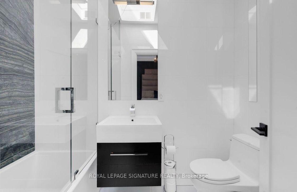 Photo 24 of Unit upper, 58 Carrick Avenue, Toronto, Corso Italia-Davenport — HOMEH