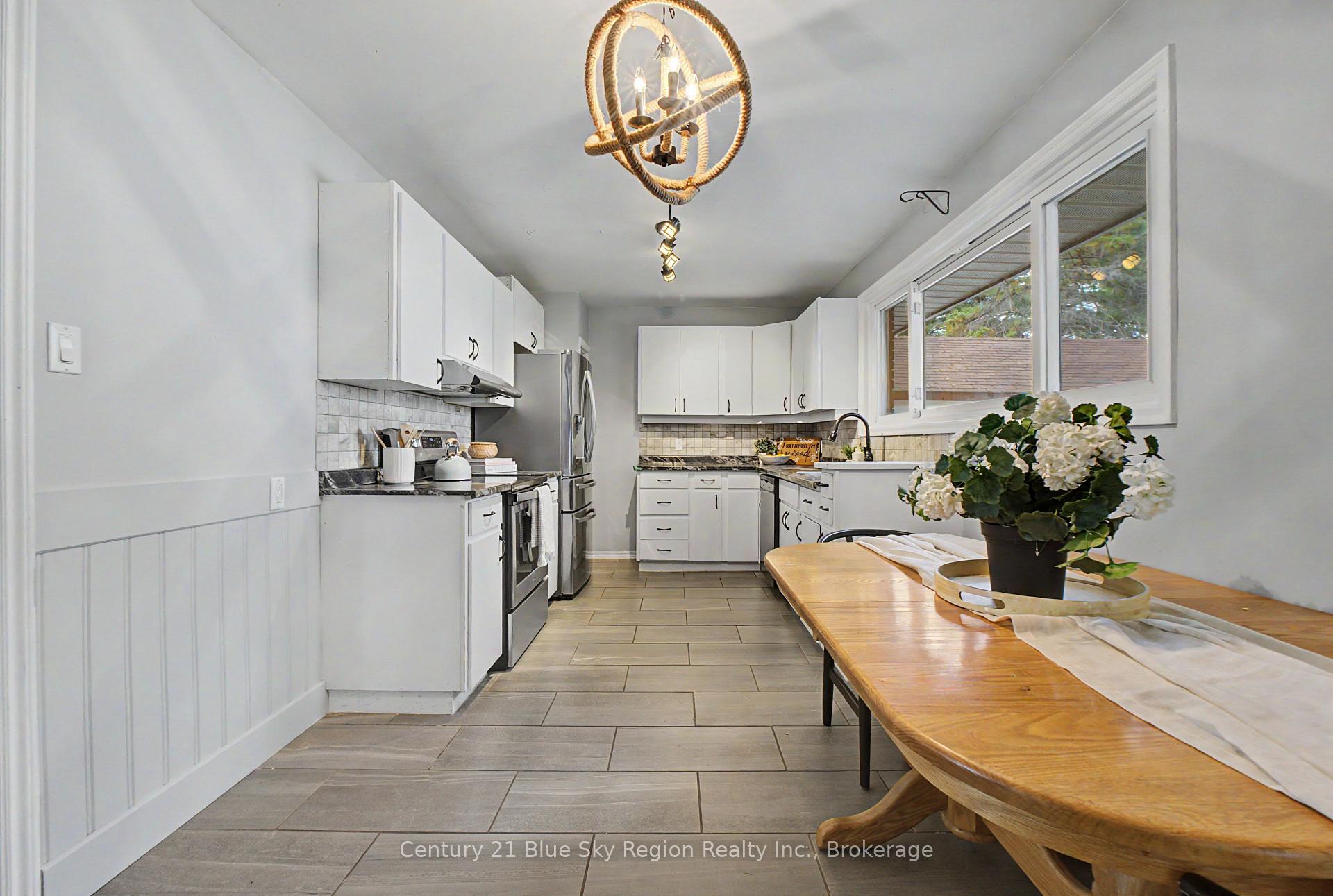 Photo 12 of 32 Marshall Park Drive, North Bay, Ferris — HOMEH