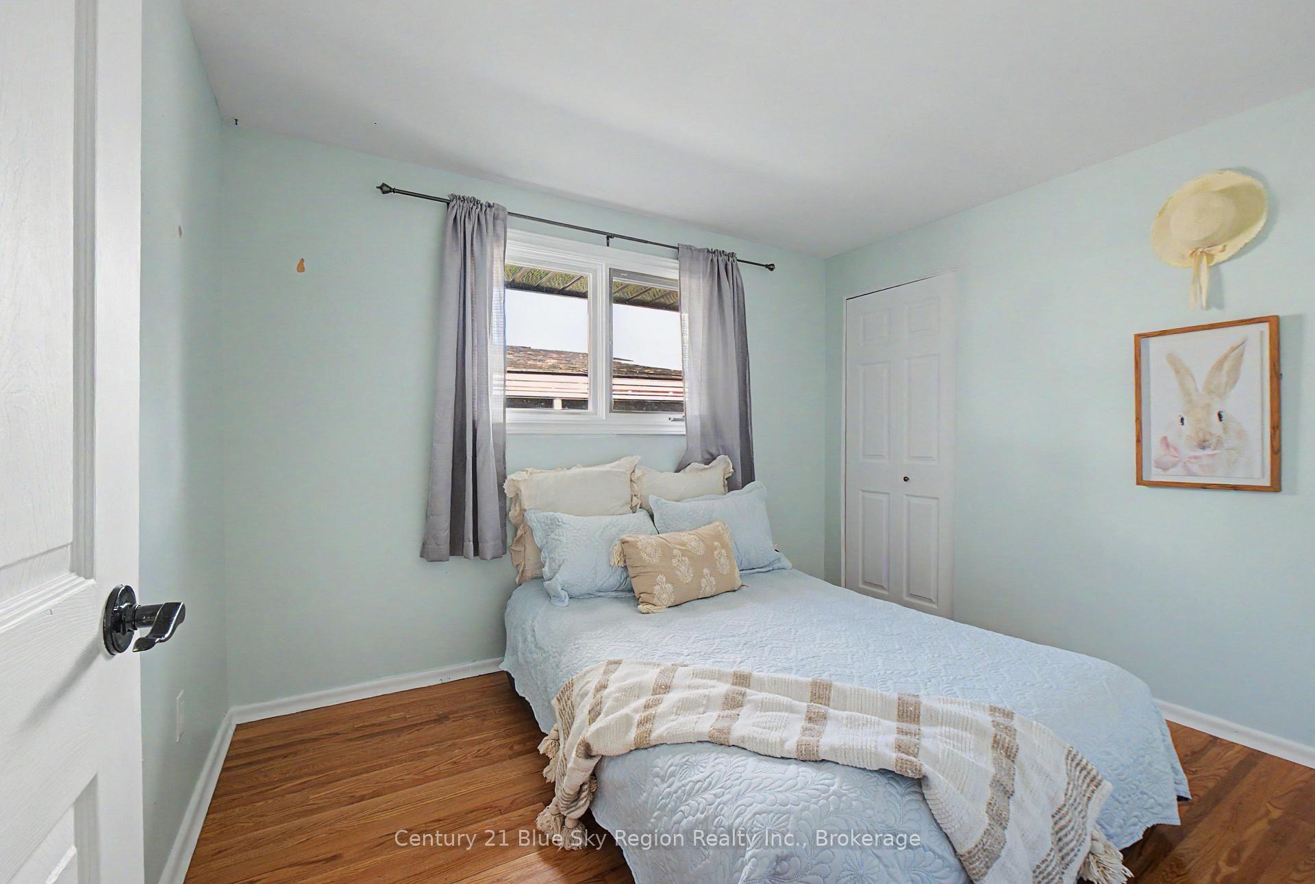 Photo 18 of 32 Marshall Park Drive, North Bay, Ferris — HOMEH