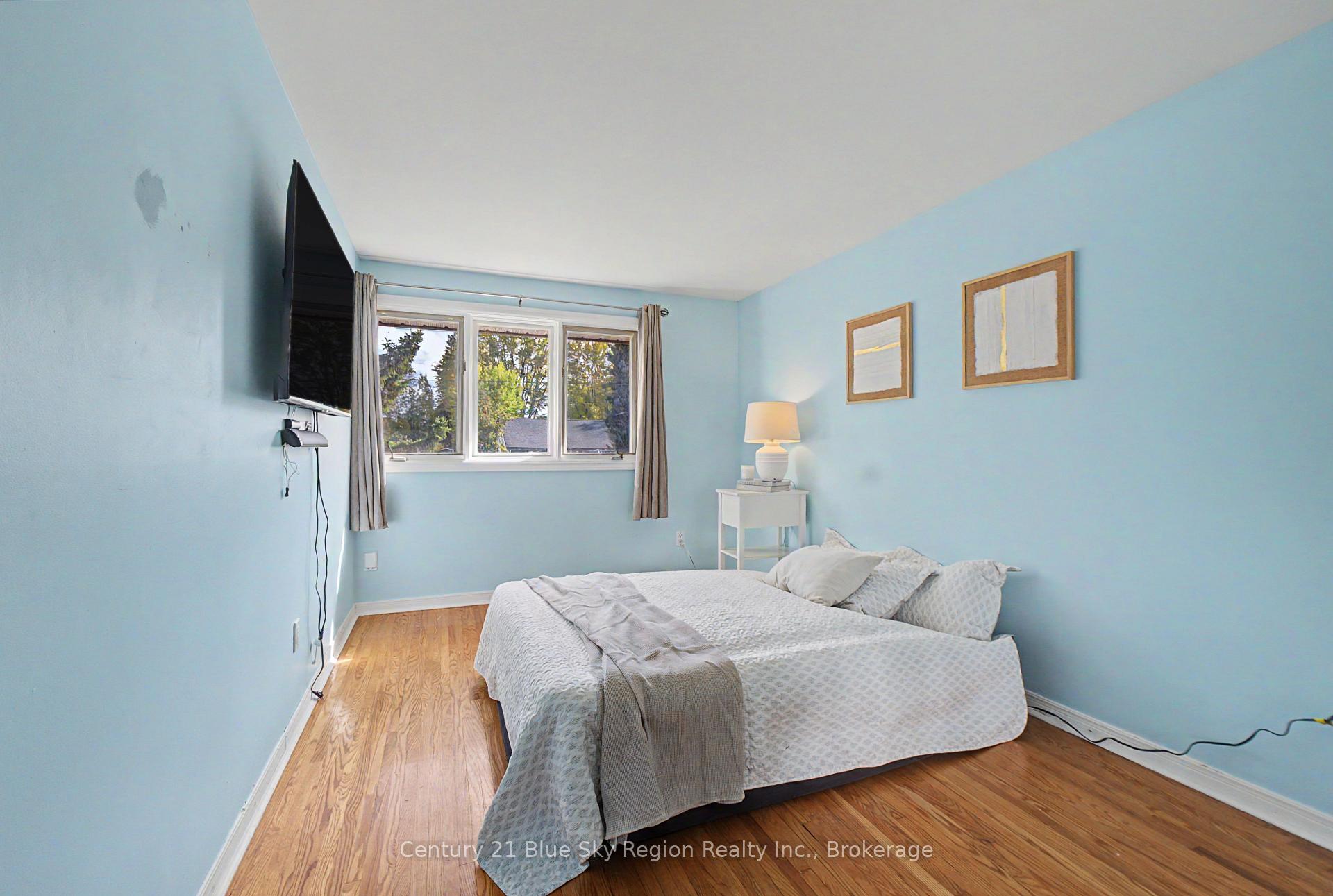 Photo 22 of 32 Marshall Park Drive, North Bay, Ferris — HOMEH