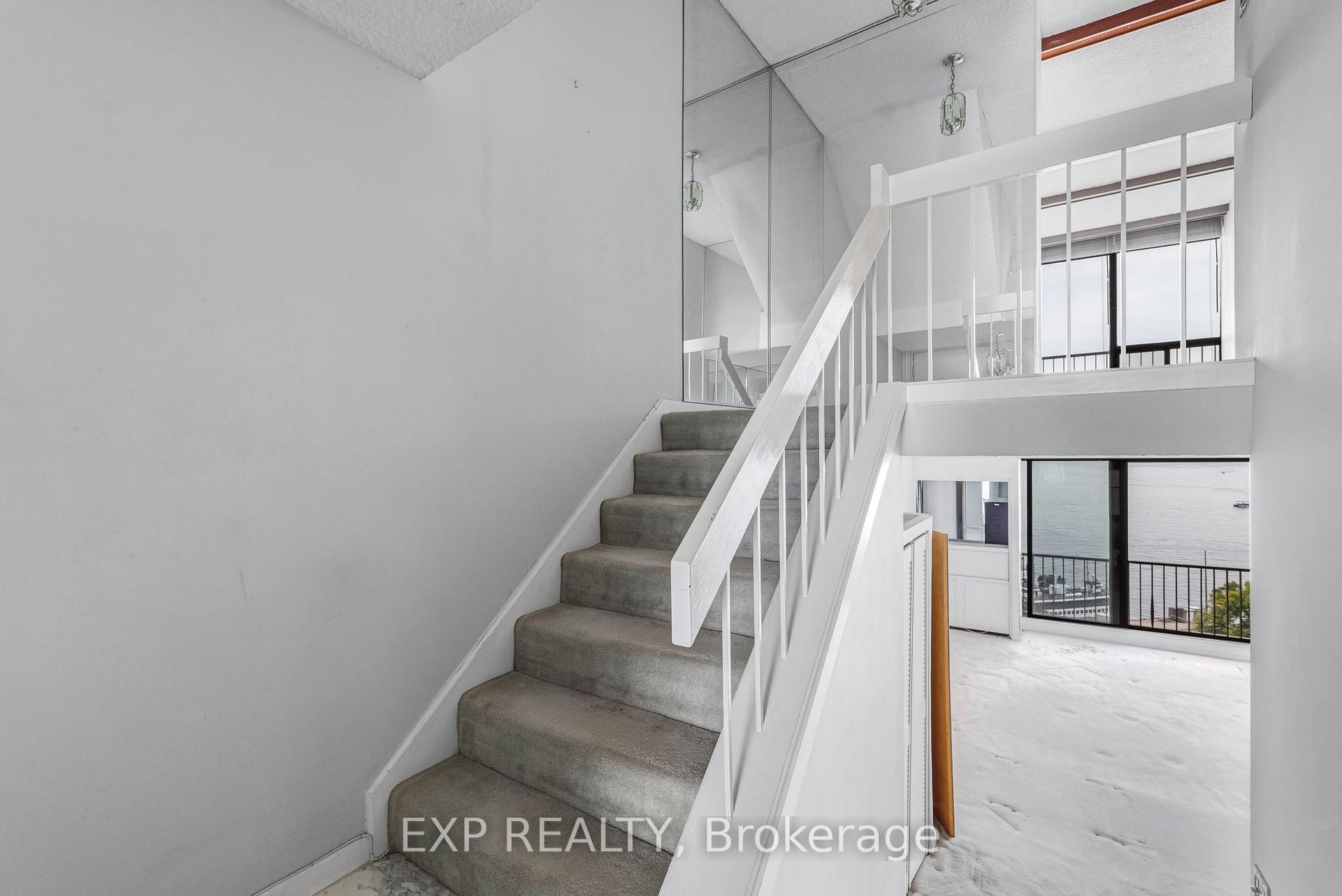 Photo 5 of Unit 1420, 33 Harbour Square, Toronto, Waterfront Communities — HOMEH